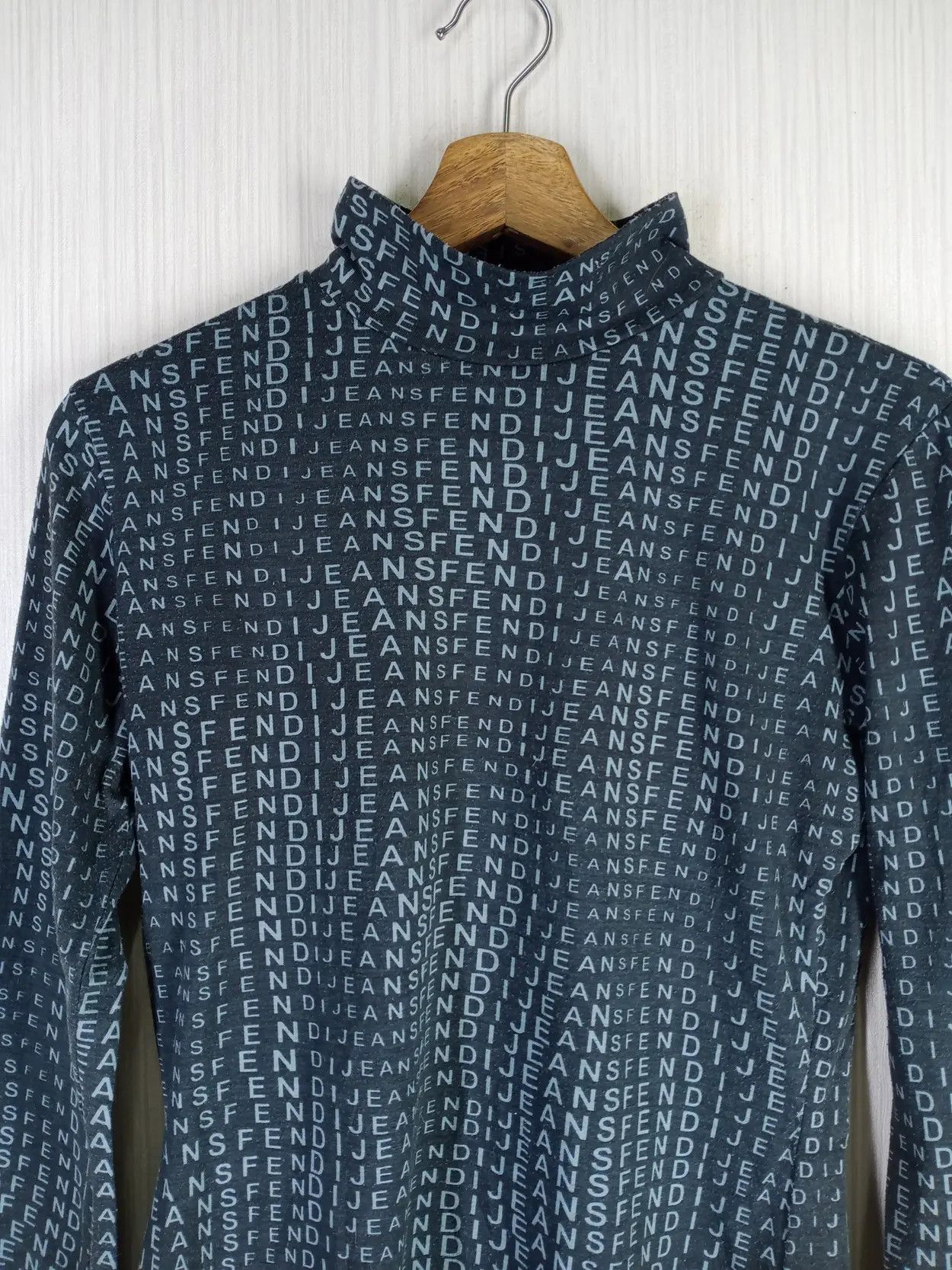 Fendi Rare Fendi Jeans Monogram Wavy Print Turtleneck Long Sleeve Size S / US 4 / IT 40 - 3 Thumbnail