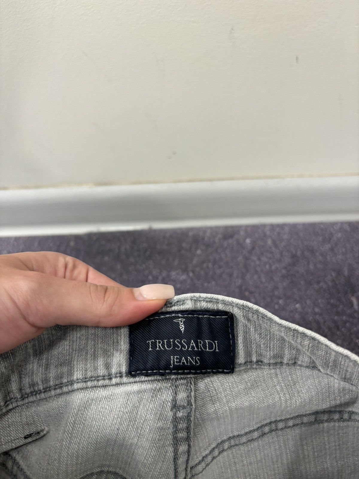 Trussardi Vintage Trussardi Jeans Men’s Italian Luxury Denim Jeans Size US 31 - 20 Thumbnail