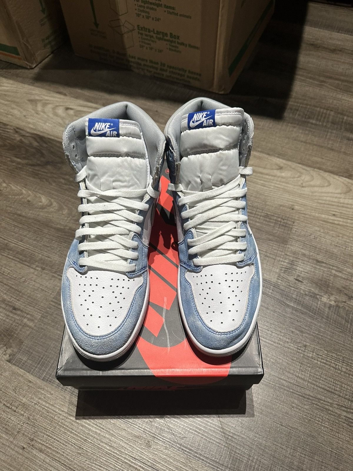 Nike Nike Jordan 1 Retro Hyper Royal 555088-402 Men Sz 12 Used Size US 12 / EU 45 - 3 Thumbnail
