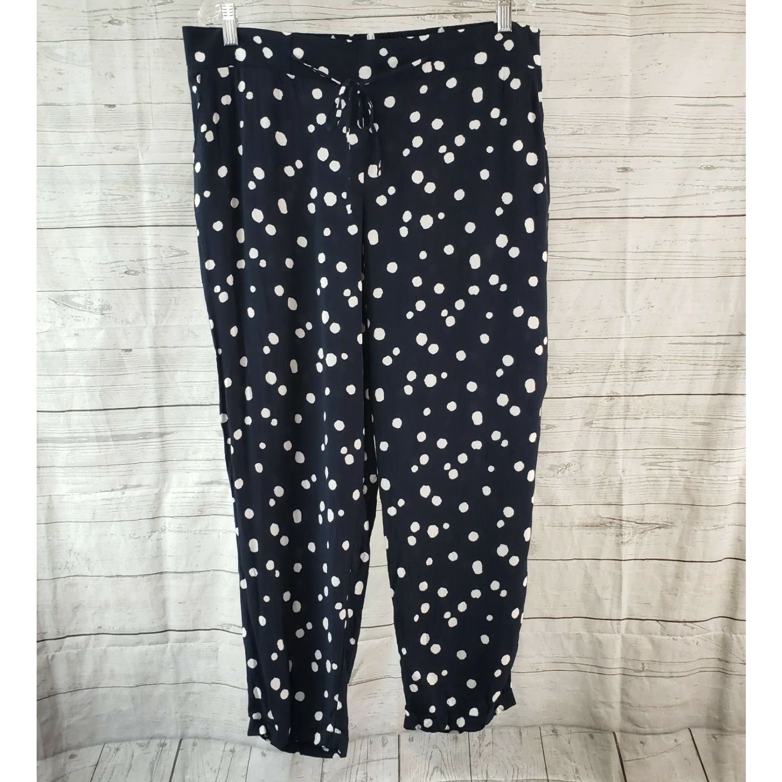 Vintage Maurices Womens Cropped Pants Sz 1 US 16/18 Blue White Pull On Rayon Cropped Pants Womens Blue 16/18 Mens? Size 38" / US 16 / IT 52 - 2 Thumbnail
