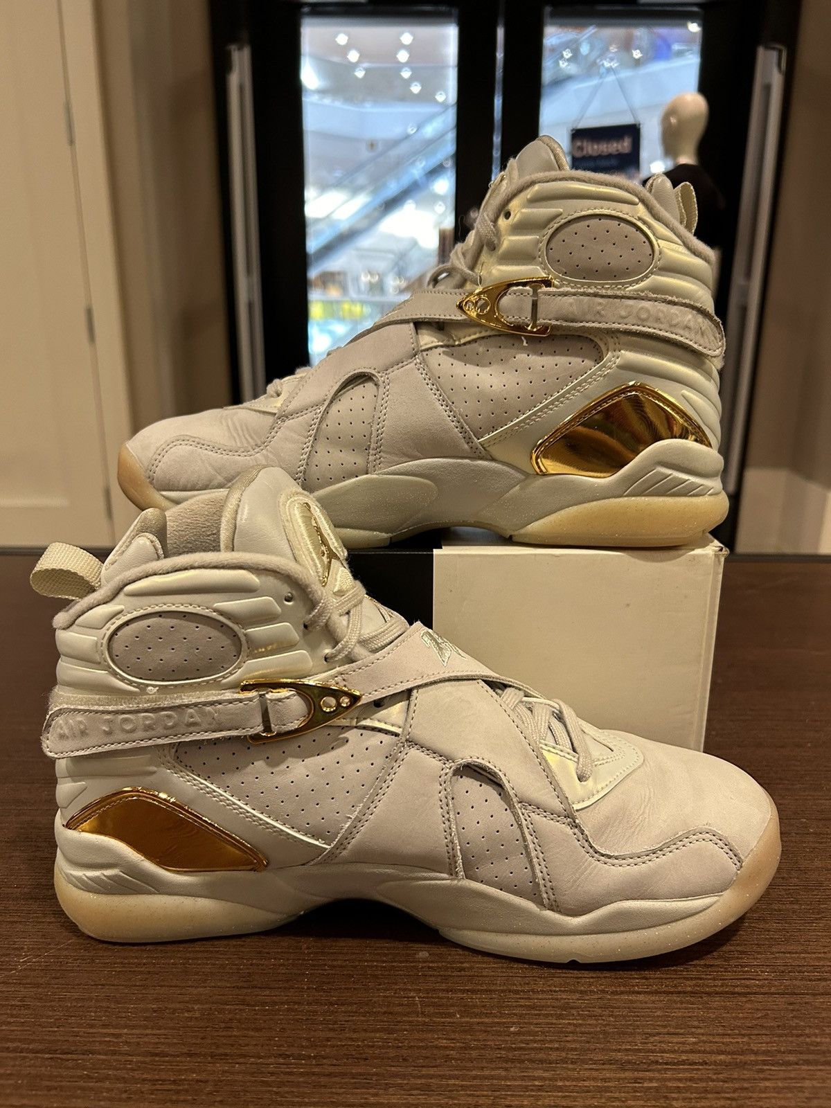 Jordan Brand Jordan 8 Retro ‘Champagne’ Size US 9 / EU 42 - 4 Thumbnail