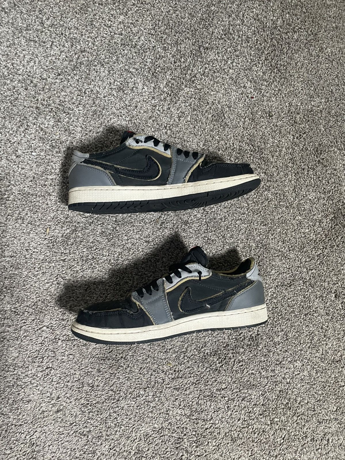 Nike Jordan 1 Low OG EX Black and Grey Sneaker Shoes Size US 9 / EU 42 - 6 Thumbnail