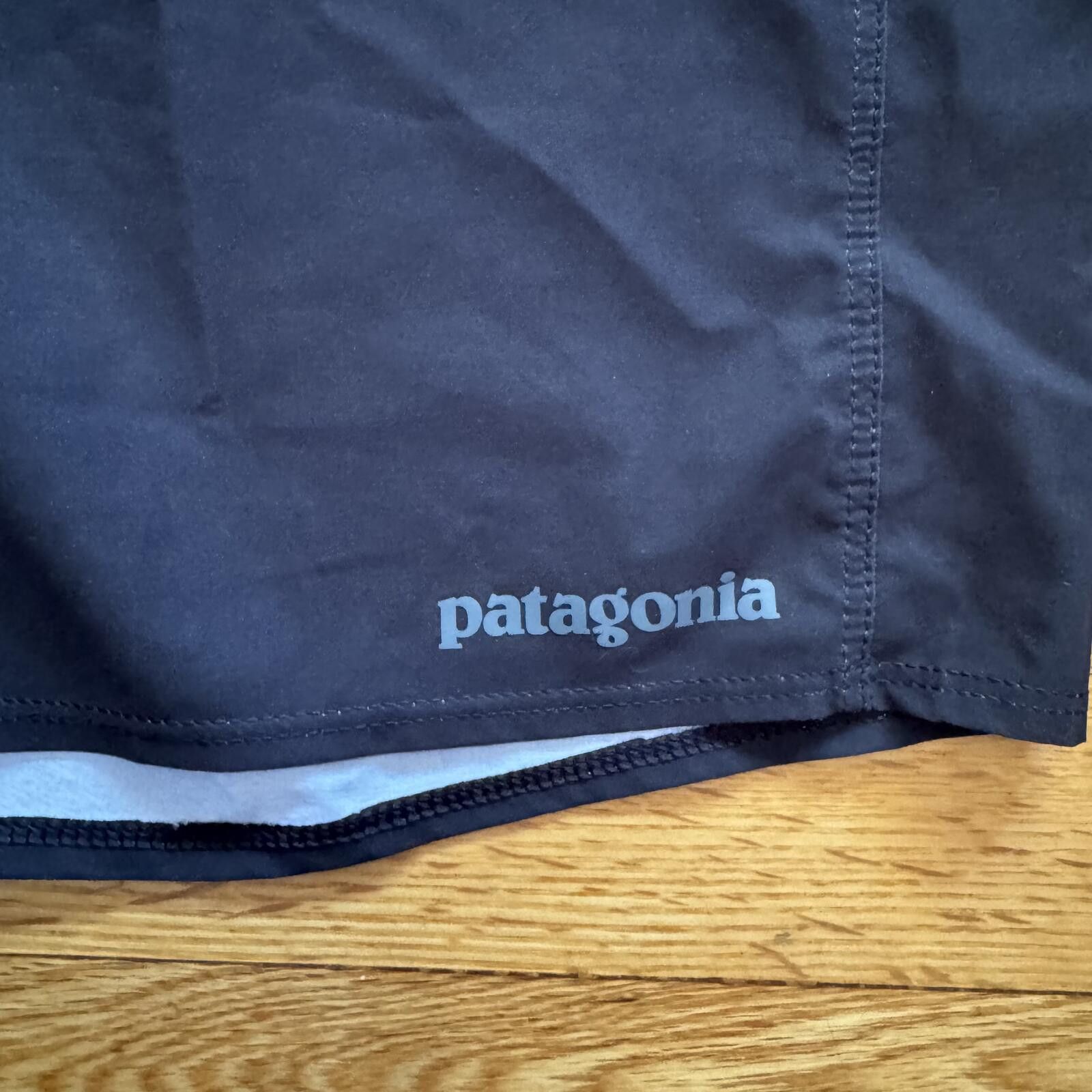 Patagonia Patagonia Men's Board Shorts with Floral Pattern-36 Size US 32 / EU 48 - 2 Thumbnail