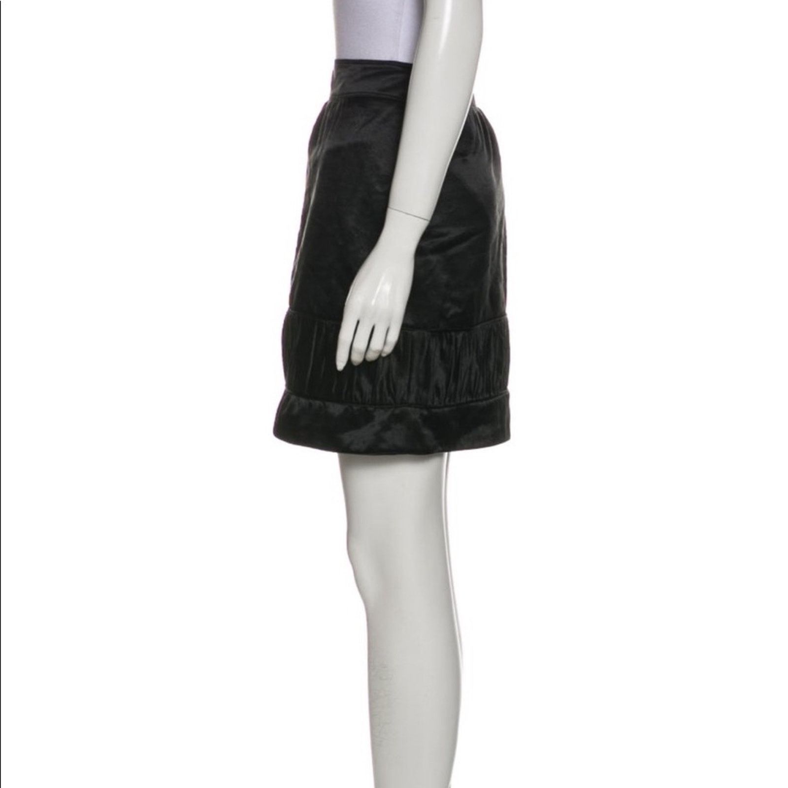 Burberry Burberry wool and silk black skirt 6 Medium Size 28" / US 6 / IT 42 - 2 Thumbnail