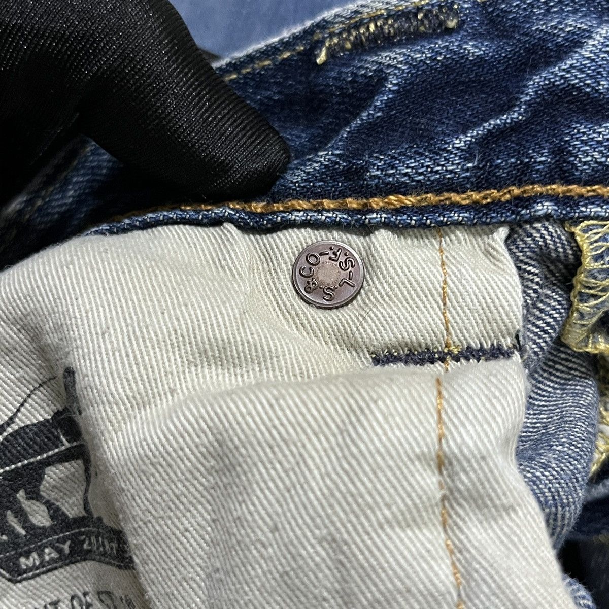 Jean × Levi's × Levi's Vintage Clothing Vintage Levis 502 Distressed Jeans Size US 31 - 14 Thumbnail
