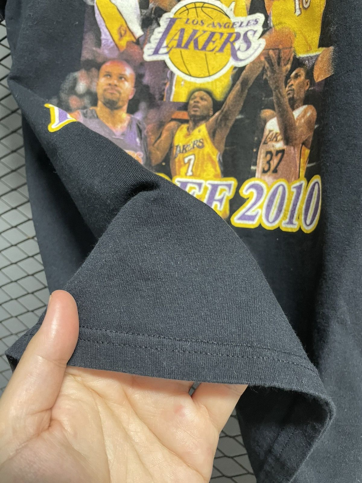 NBA × Vintage Vintage NBA Los Angeles Laker T-Shirt. Size US XXL / EU 58 / 5 - 5 Thumbnail
