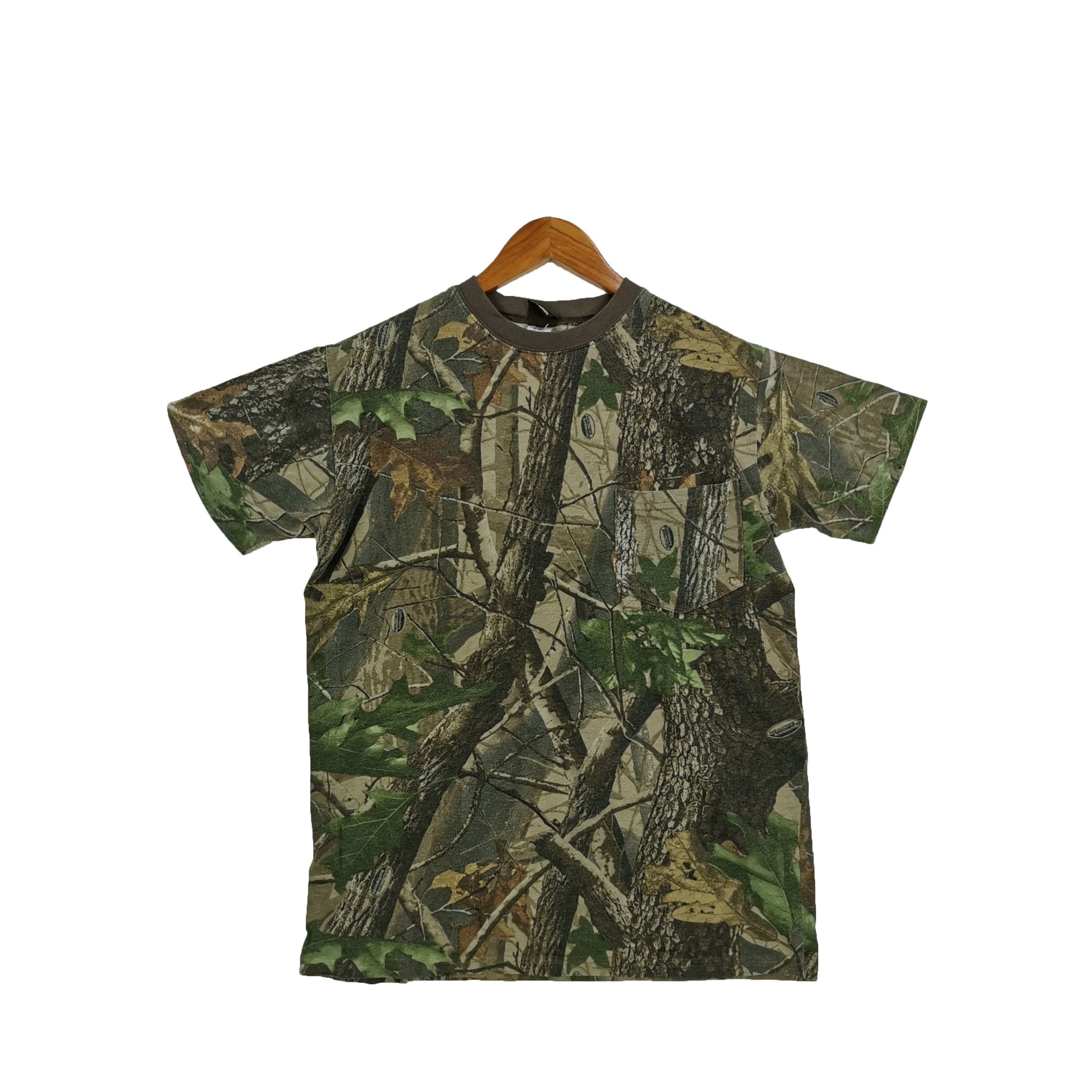 Realtree Vintage Y2K Tree Camouflage Real Tree T-Shirt Crewneck SOLD Size US M / EU 48-50 / 2 - 1 Thumbnail