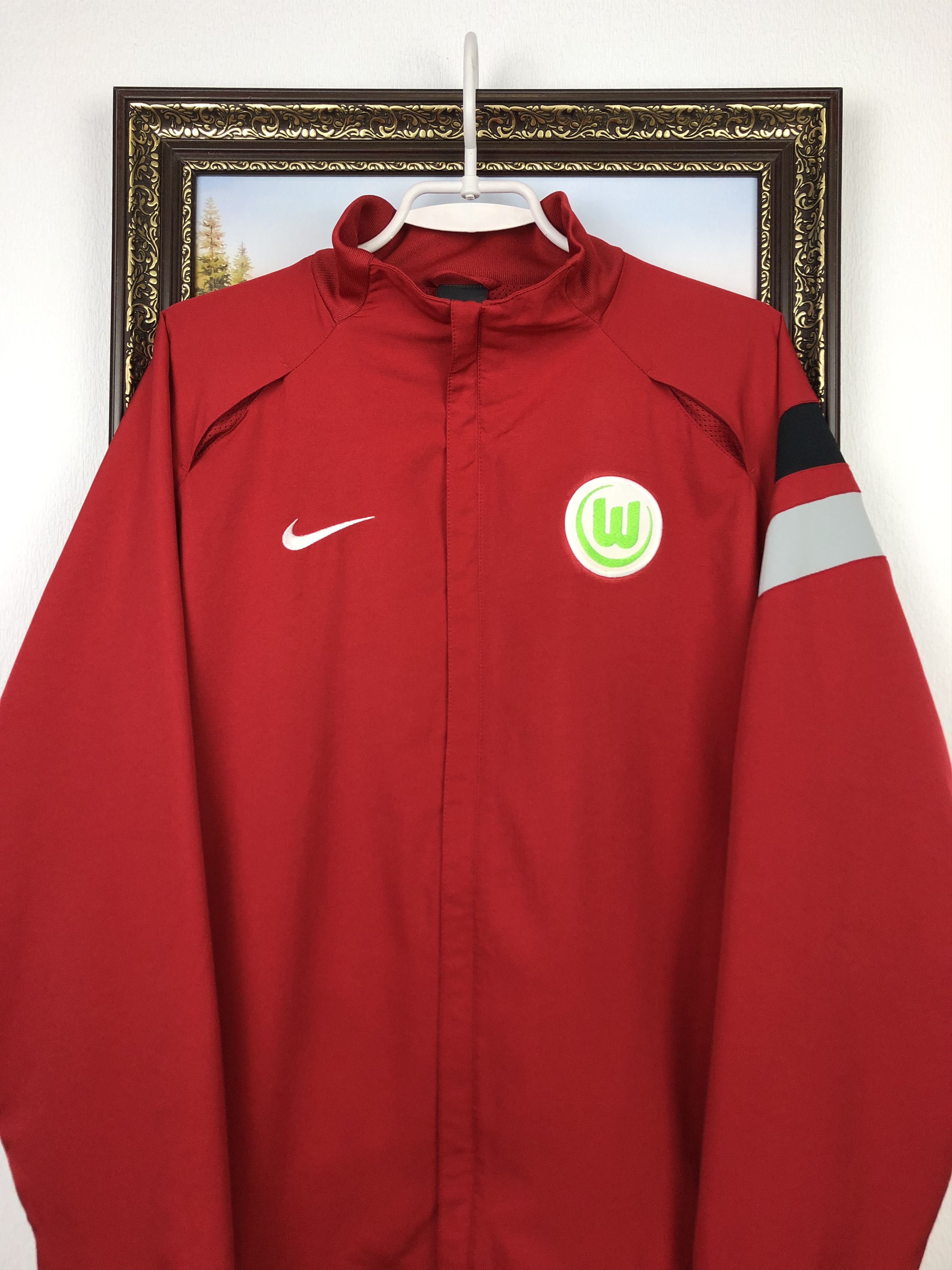 Nike Vintage Nike VfL Wolfsburg Football Jacket Soccer Track Top Size US L / EU 52-54 / 3 - 2 Thumbnail