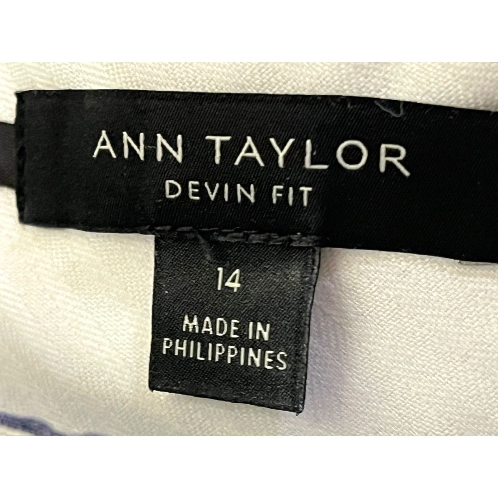 Ann Taylor Ann Taylor Cropped Seersucker Pants Blue White Striped Womens Size 14 Size 36" / US 14 / IT 50 - 6 Thumbnail
