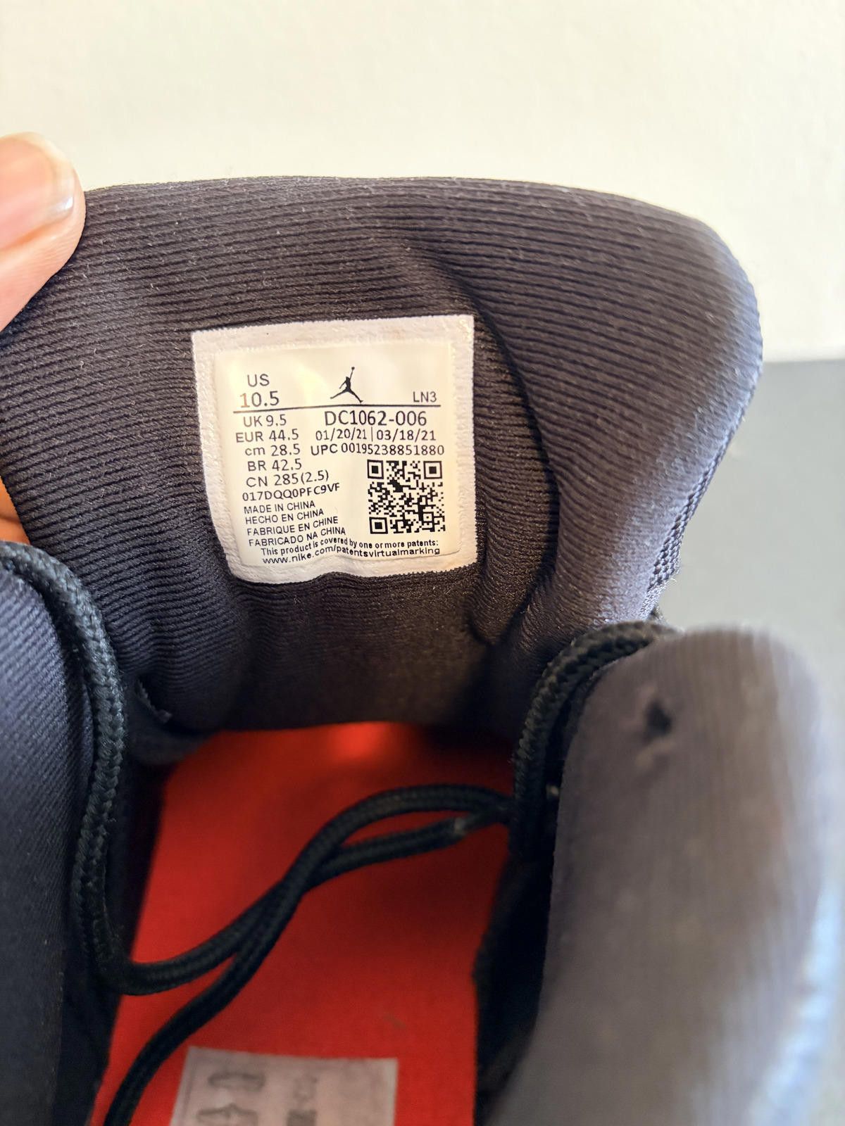 Jordan Brand Air Jordan 12 Retro Utility Grind Blk Shoes (Size 10.5) Size US 10.5 / EU 43-44 - 7 Thumbnail