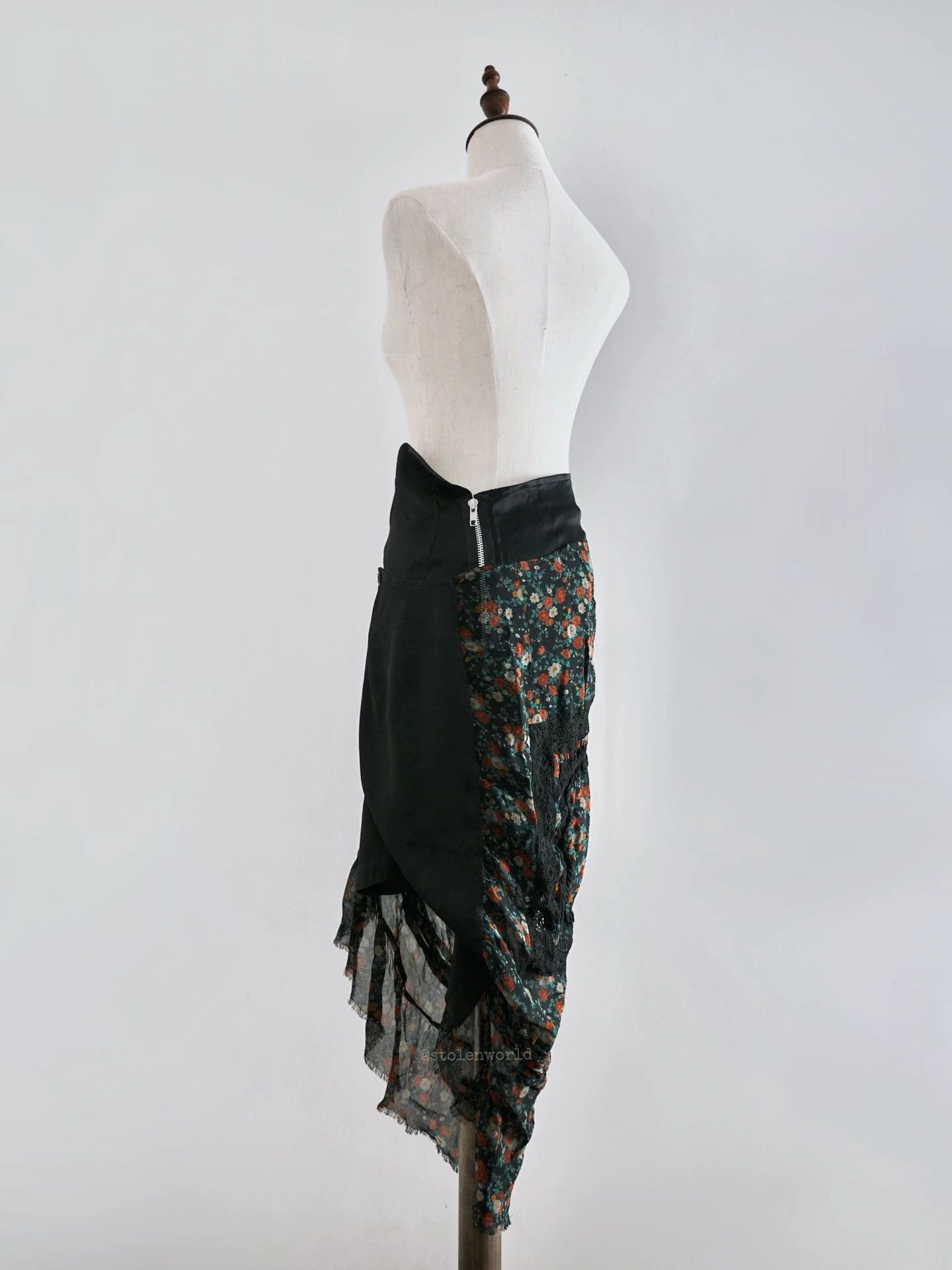 Junya Watanabe Junya Watanabe 07AW Silk Floral Irregular Skirt S Size 26" / US 2 / IT 38 - 9 Thumbnail