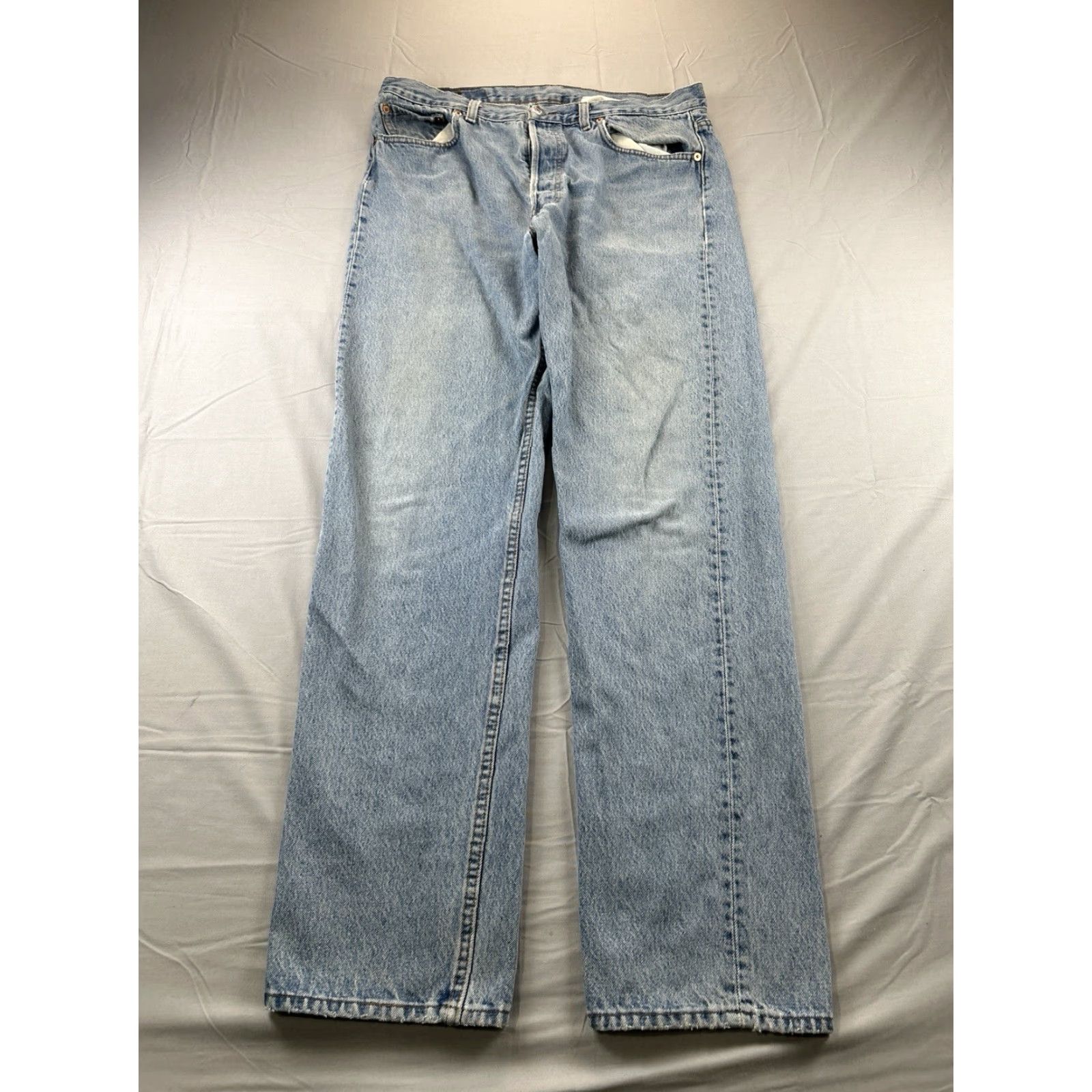 Levi's VINTAGE Levi's 501 Jeans Straight 34 USA Made 90s 34x32 Button Fly Men Blue Size US 34 / EU 50 - 2 Thumbnail