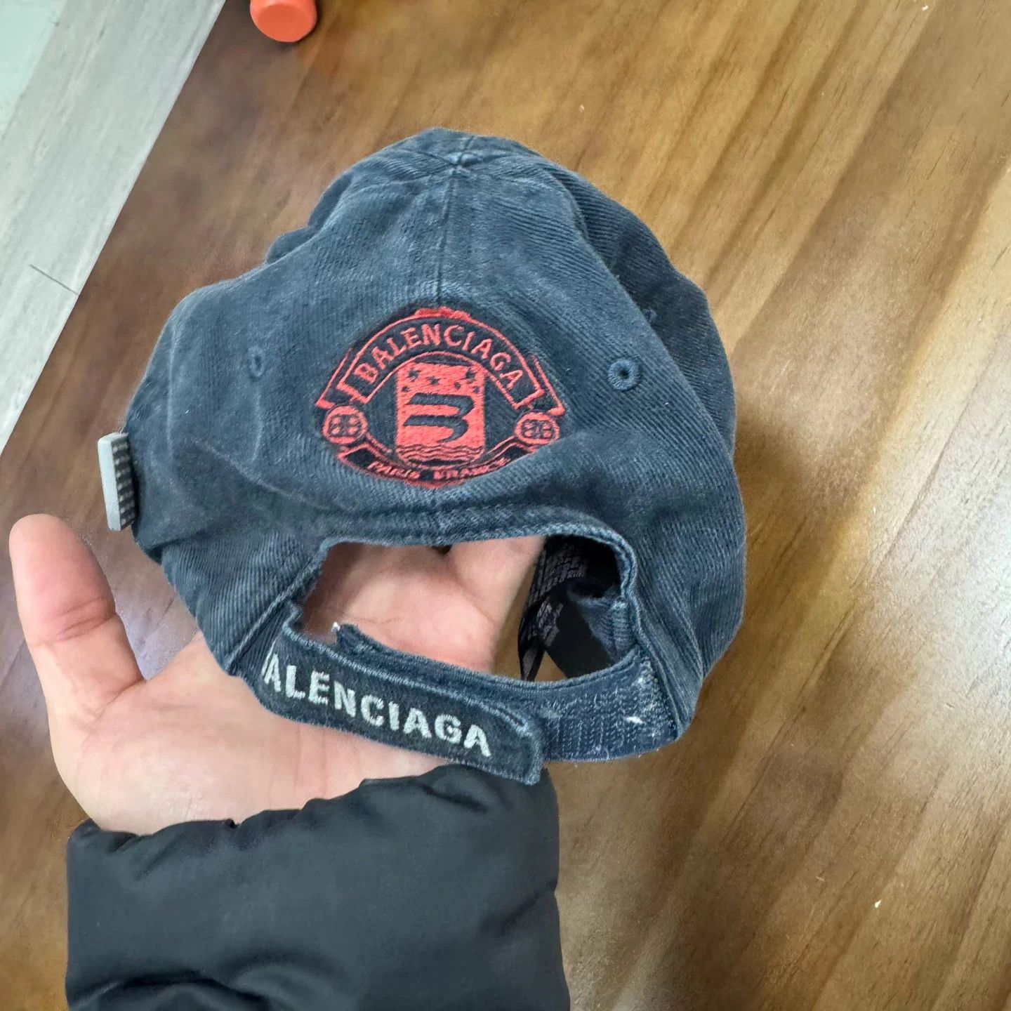 Balenciaga Balenciaga Deep Blue Double Ring Baseball Cap L Near New Size ONE SIZE - 4 Thumbnail