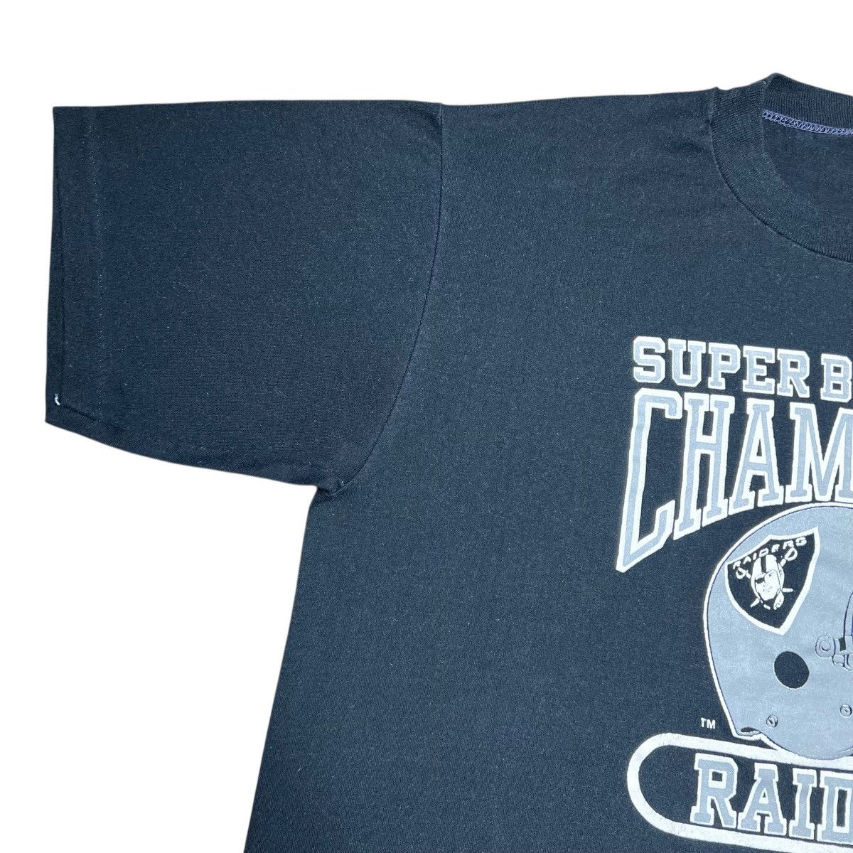 NFL × Vintage 84 NFL Los Angeles Raiders Helmet Super Bowl Champions Tee Size US L / EU 52-54 / 3 - 7 Thumbnail