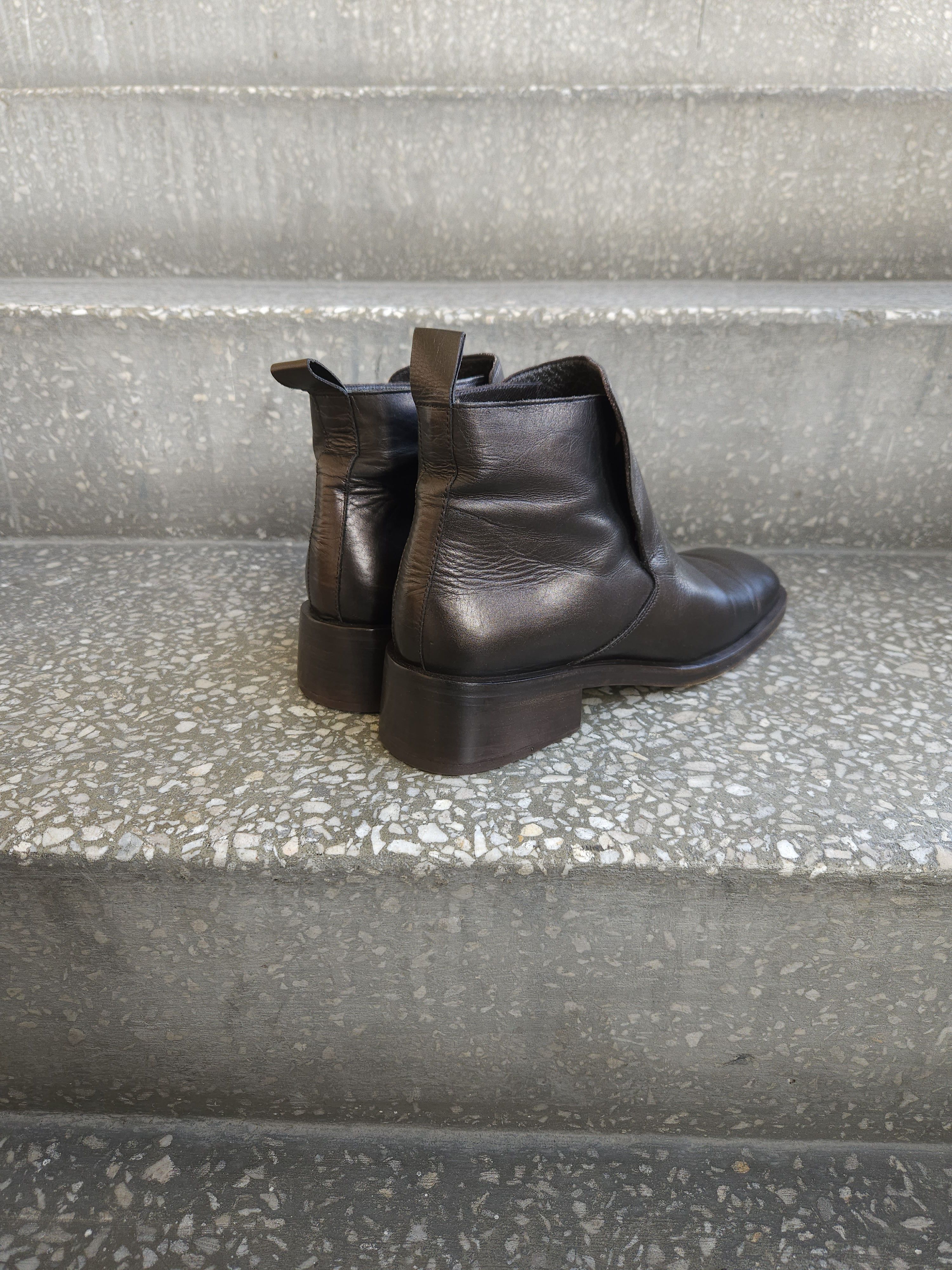 Archive Gucci square toe ankle boots