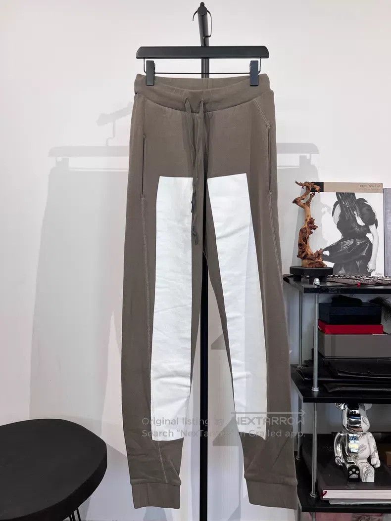 Boris Bidjan Saberi Boris Bidjan Saberi Size M 11by bbs P3 printed fleece-lined Size US 30 / EU 46 - 1 Thumbnail