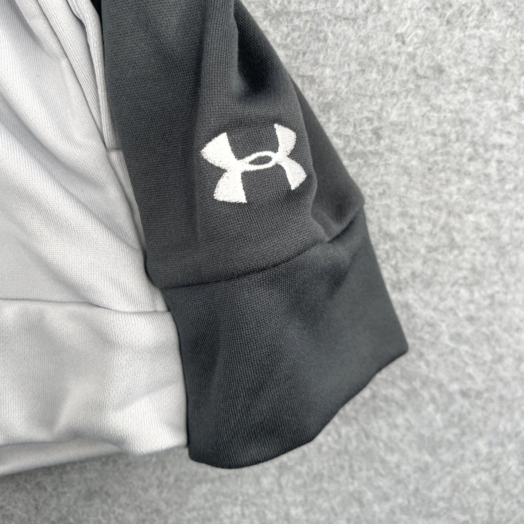Under Armour Under Armour Hoodie Sweatshirt Womens XL Gray Colorblock Pullover Hoodie Activewear NWT Performance Pockets Logo 90s? Size XL / US 12-14 / IT 48-50 - 7 Thumbnail