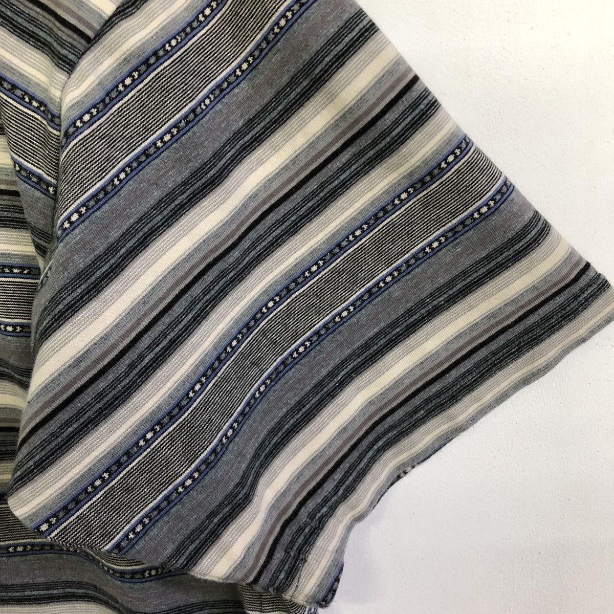Billabong Vintage BILLABONG Surfing Motive Stripe Tshirt Size US M / EU 48-50 / 2 - 5 Thumbnail