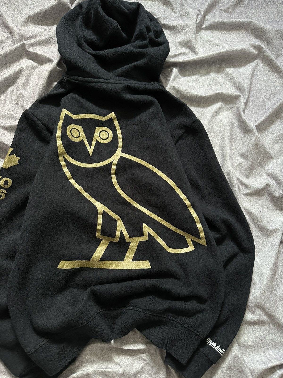 Mitchell & Ness × October's Very Own RARE Mitchell & Ness Gold OVO x Raptors Black Hoodie Size US S / EU 44-46 / 1 - 3 Thumbnail