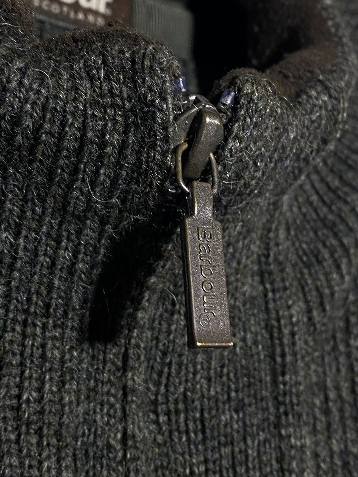 Barbour 🔥 BARBOUR TYNE CARDIGAN FULL ZIP KNITWEAR OLIVE MILITARY Size US L / EU 52-54 / 3 - 11 Thumbnail