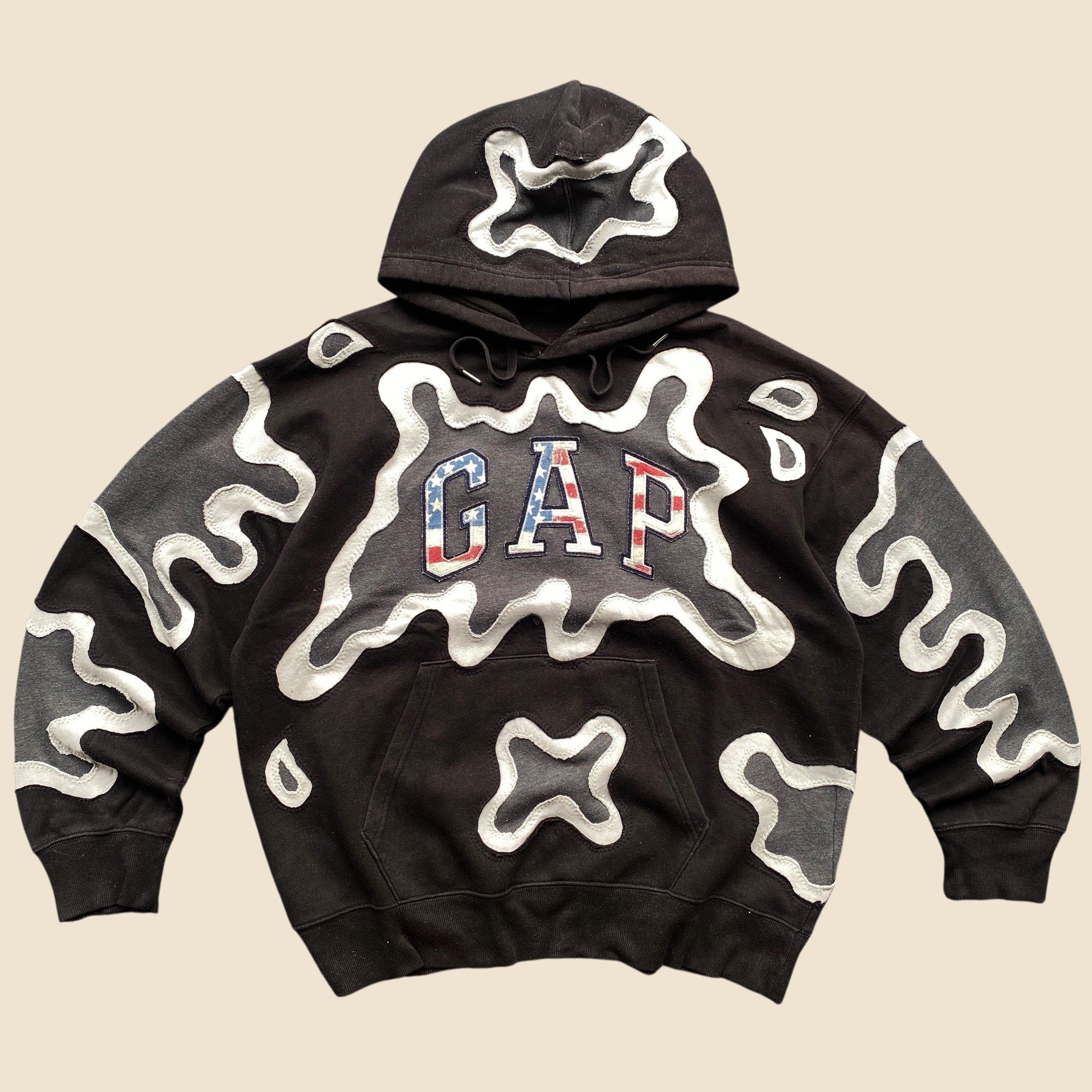 Gap × Handmade 1 OF 1 REWORKED GAP SPLASH 3 LAYERED HOODIE SIZE L Size US L / EU 52-54 / 3 - 1 Thumbnail