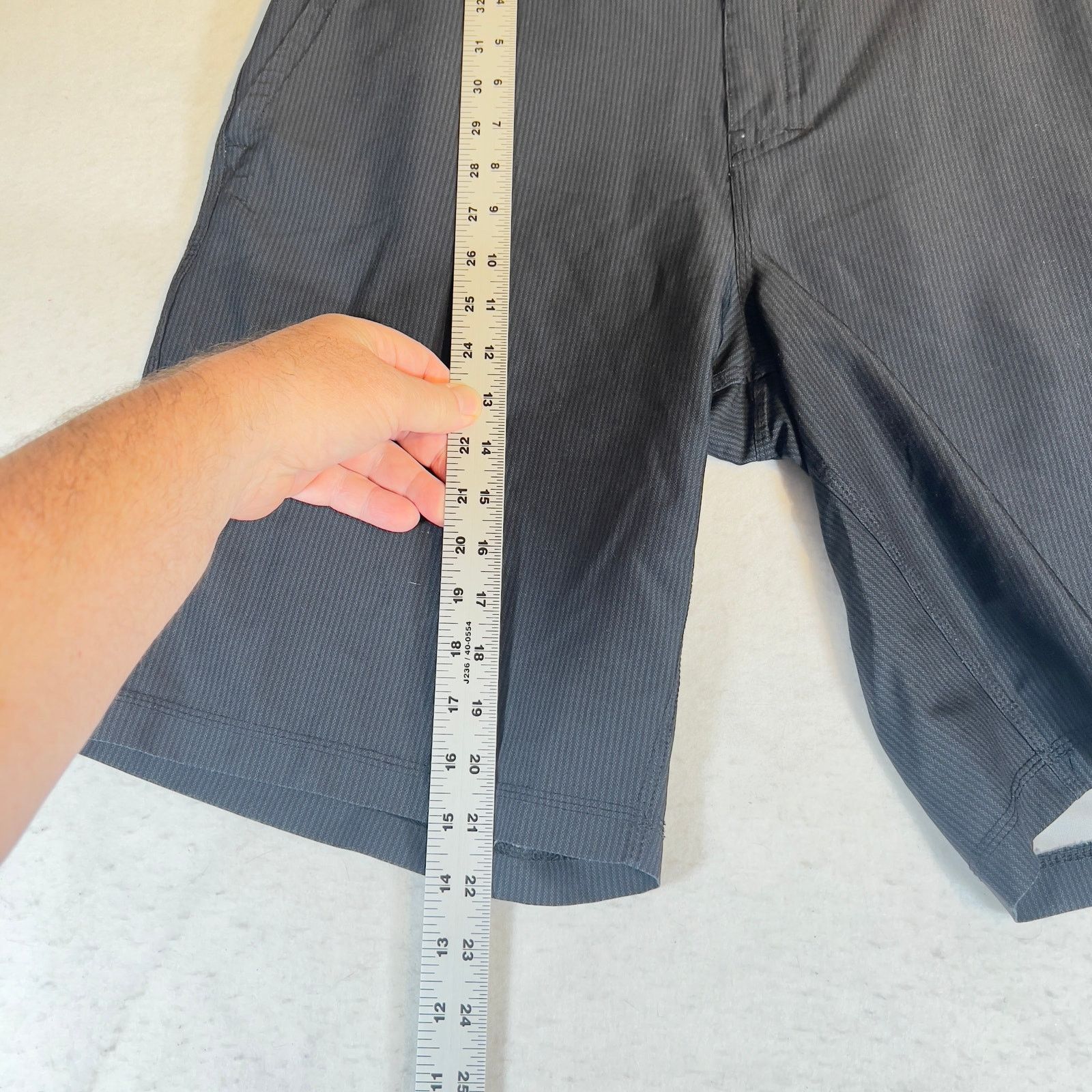 Hang Ten Hang Ten Hybrid Shorts Men W36 Quick Dry Mesh Pockets Size US 36 / EU 52 - 11 Thumbnail