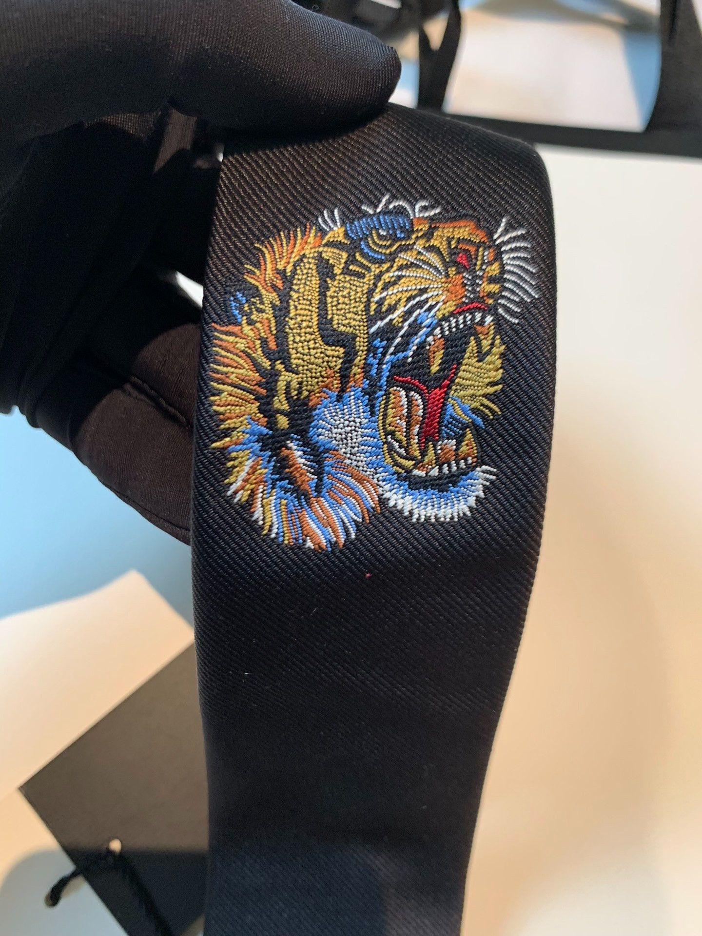 Gucci Gucci Brand New Authentic Lion Tie 2501-Nextarrow Size ONE SIZE - 2 Thumbnail