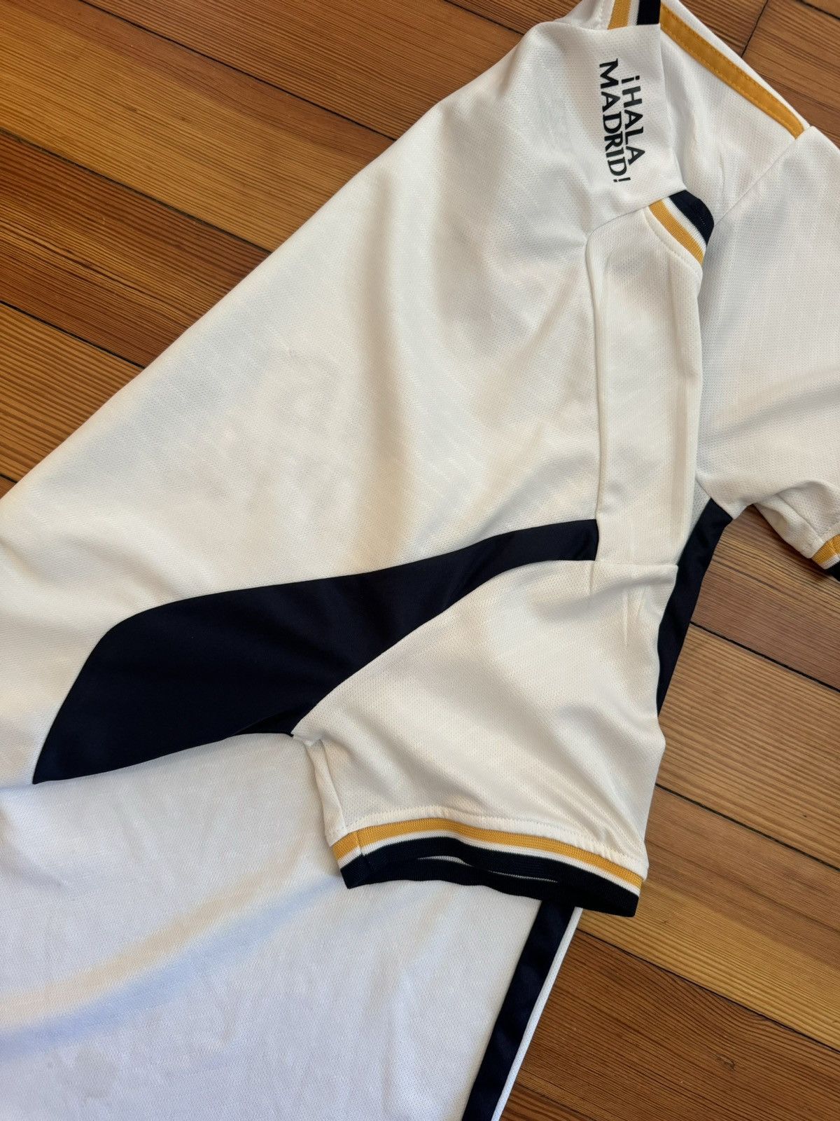 Other Real Madrid Jersey Size US M / EU 48-50 / 2 - 5 Thumbnail