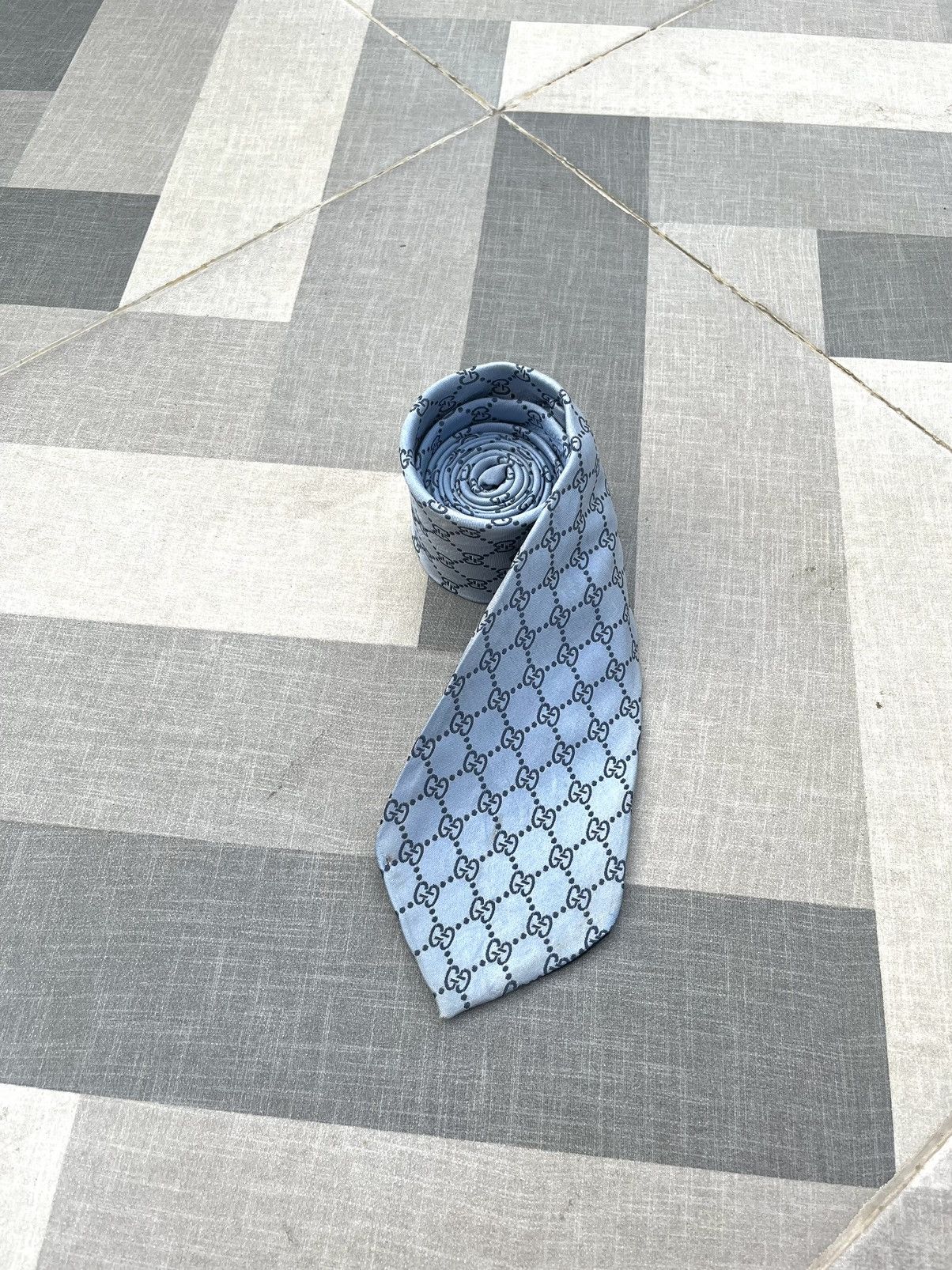Gucci 90’s Gucci GG Sky Blue Silk Tie Size ONE SIZE - 1 Thumbnail