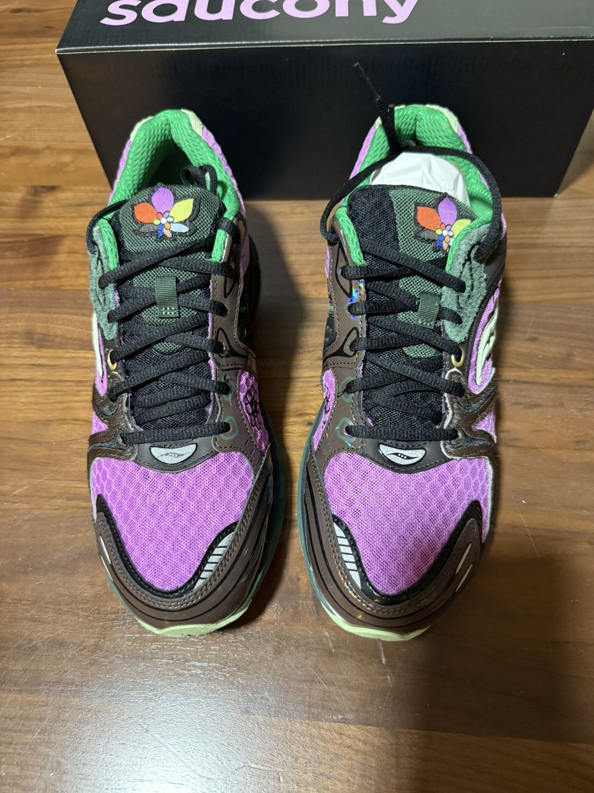 Saucony SAUCONY X JAE TIPS PROGRID TRIUMPH 4 'PERRILLA' VIOLET/EARTH Size US 11 / EU 44 - 4 Thumbnail