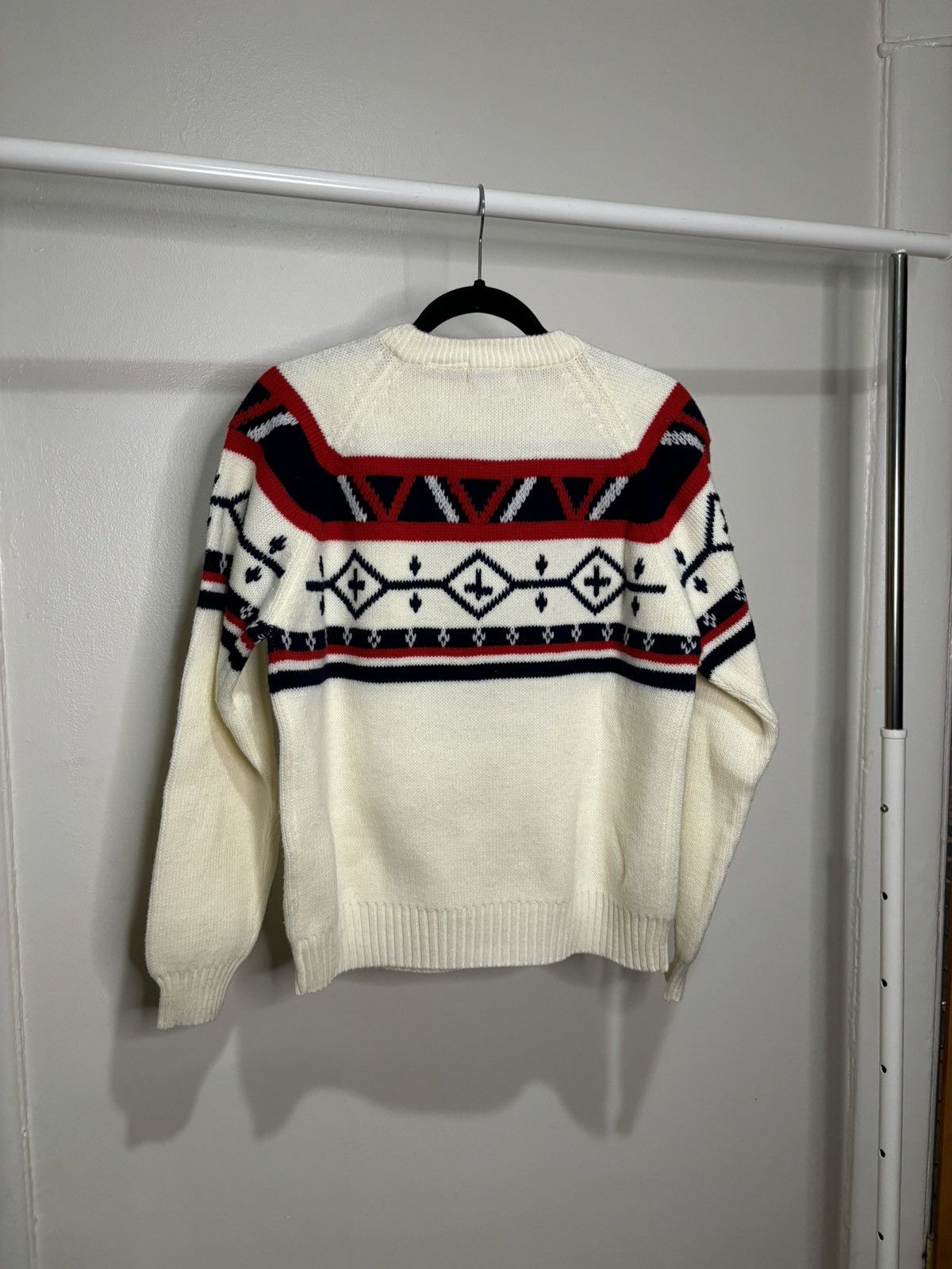 Vintage Vintage 1970s Patterned Cream Acrylic Sweater Size US M / EU 48-50 / 2 - 4 Thumbnail