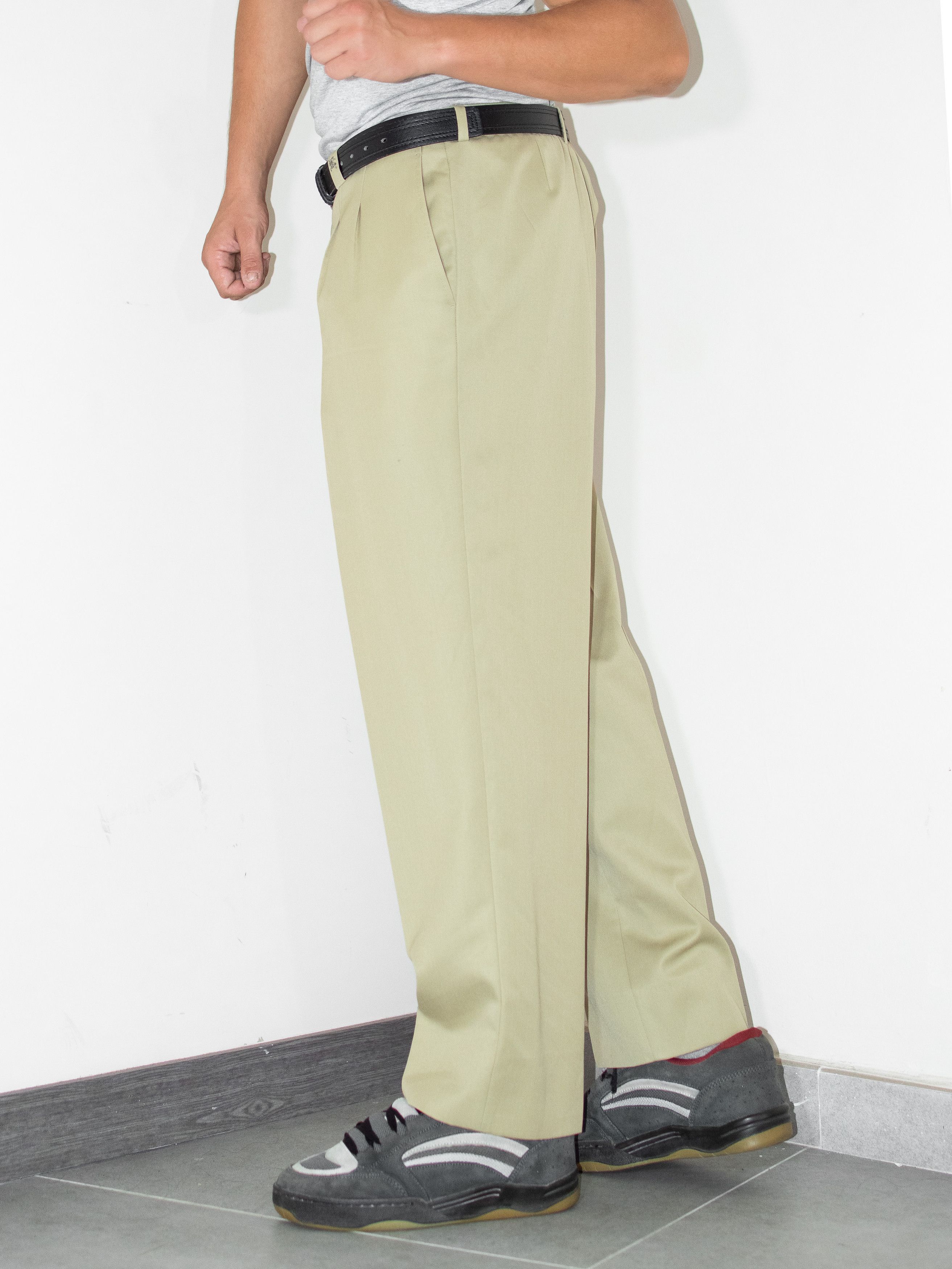 Burberry × Designer × Vintage 90s Vintage faded Khaki cream Burberry Wool chino Trousers Size US 36 / EU 52 - 1 Thumbnail