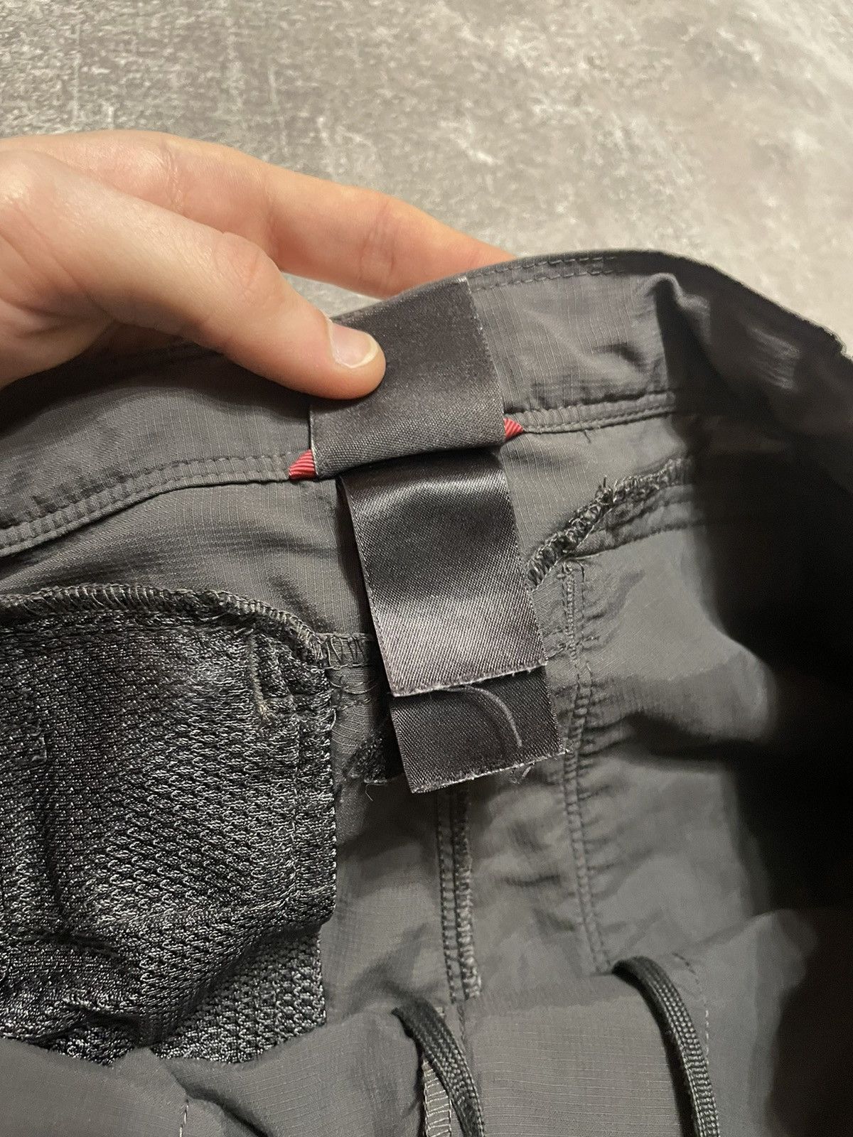 The North Face Vintage The North Face Transformer Track Pants Size US 30 / EU 46 - 10 Thumbnail
