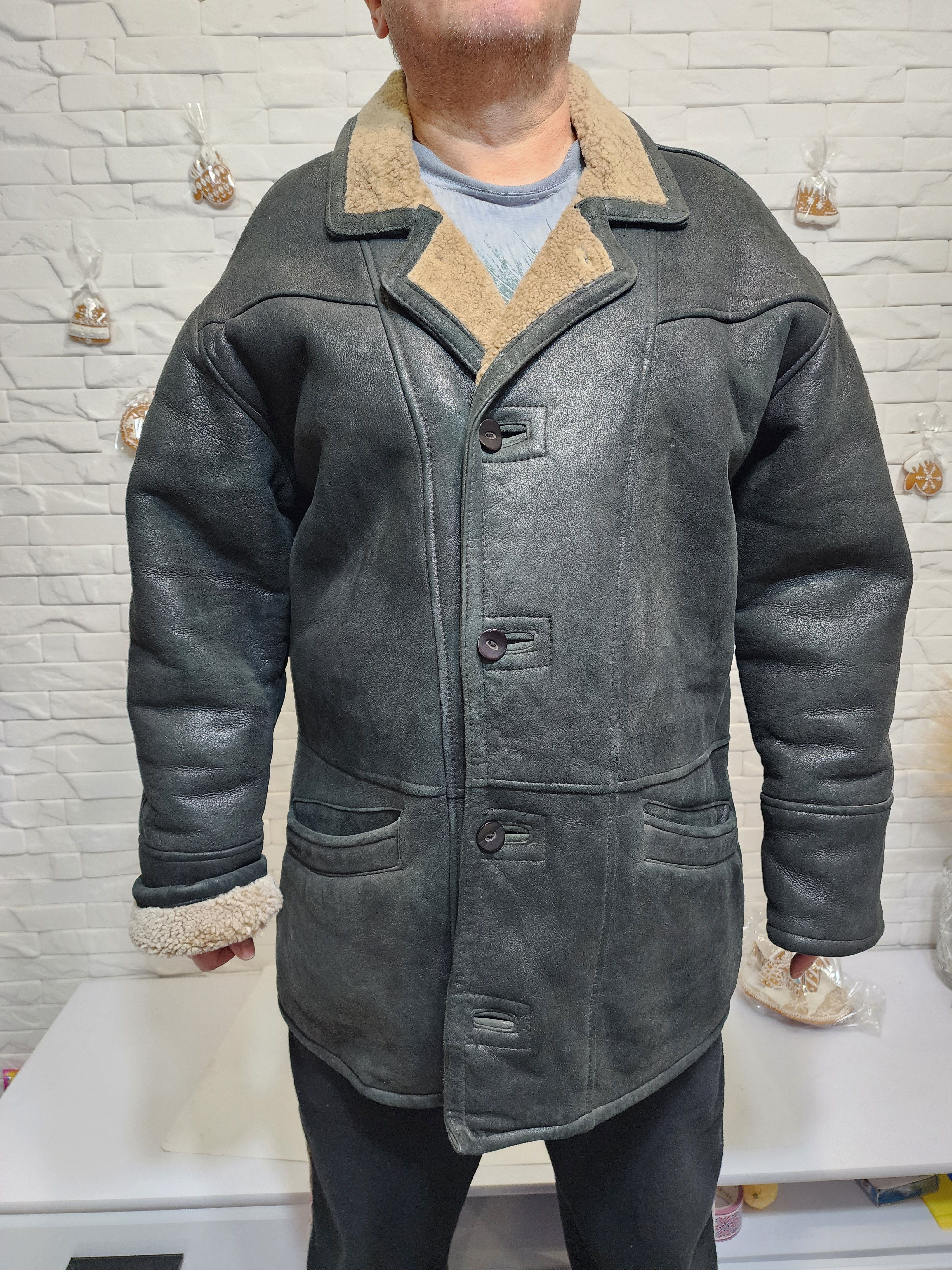 Furla Men's Black Sheepskin Coat: Genuine Fur, Button Closure Size US L / EU 52-54 / 3 - 1 Thumbnail