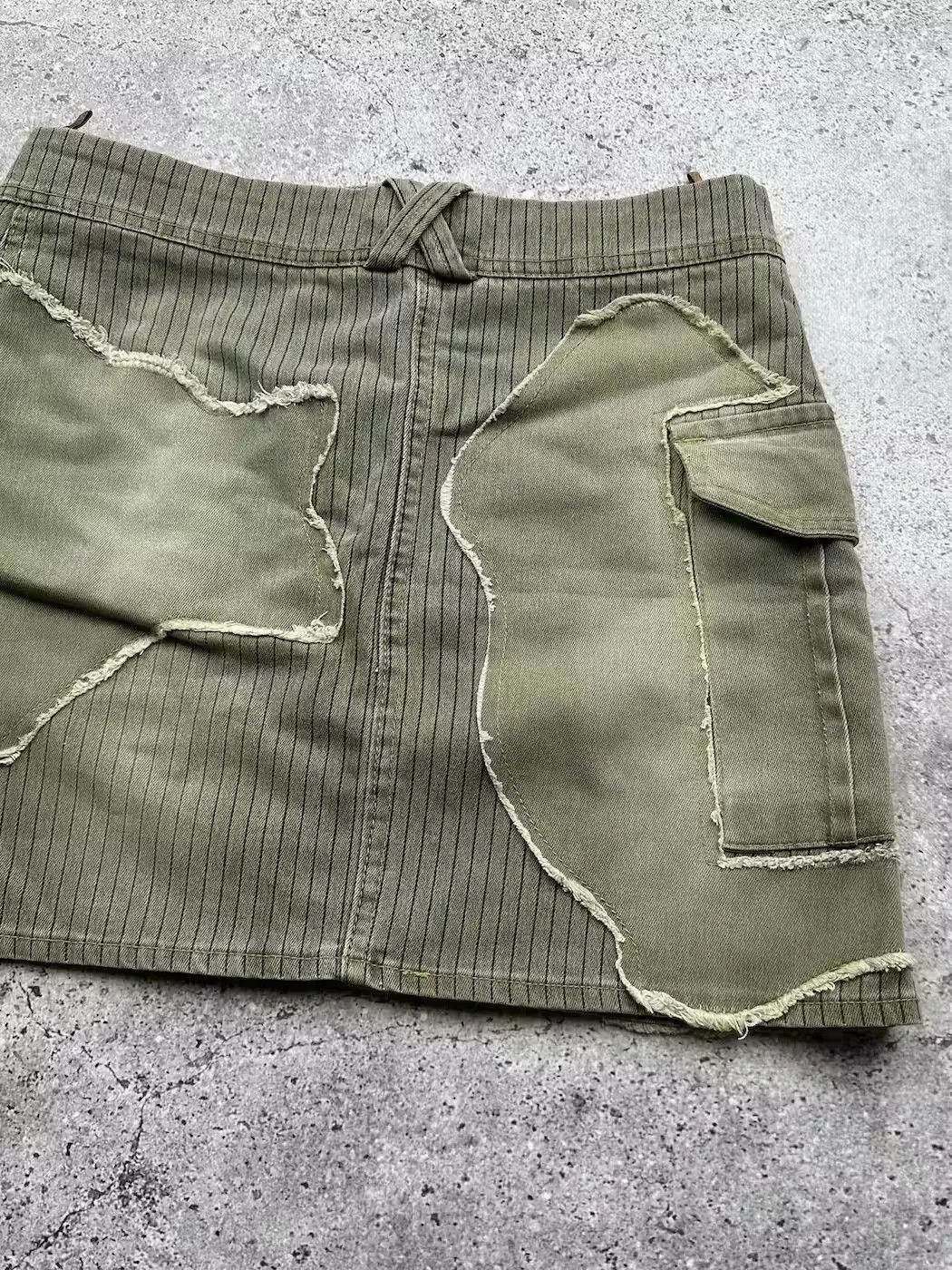 Vintage Vintage Faded Mini Skirt C247(V577)(E8) Size 27" / US 4 / IT 40 - 6 Thumbnail