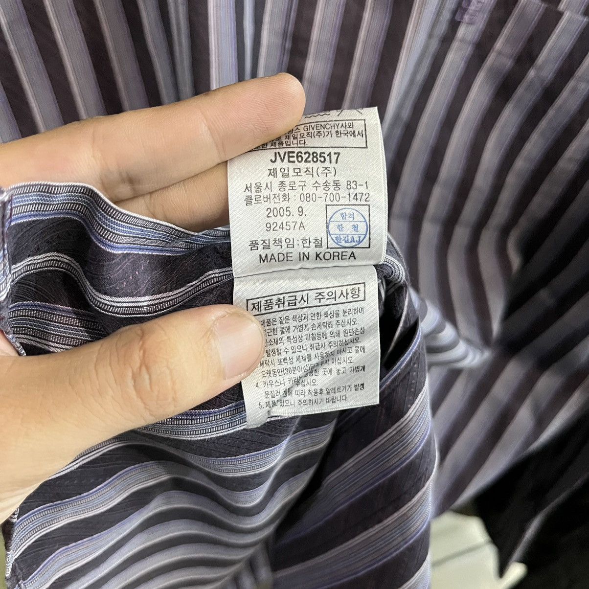 Givenchy Givenchy Luxury Striped Long sleeve button/style Isseymiyake Size US L / EU 52-54 / 3 - 7 Thumbnail
