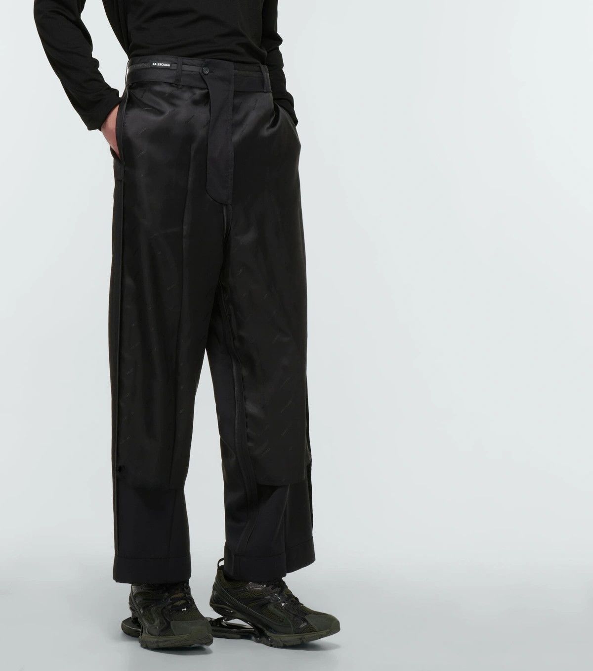 Balenciaga o1s1rm0724 Inside Out Pants in Black Size US 28 / EU 44 - 2 Thumbnail