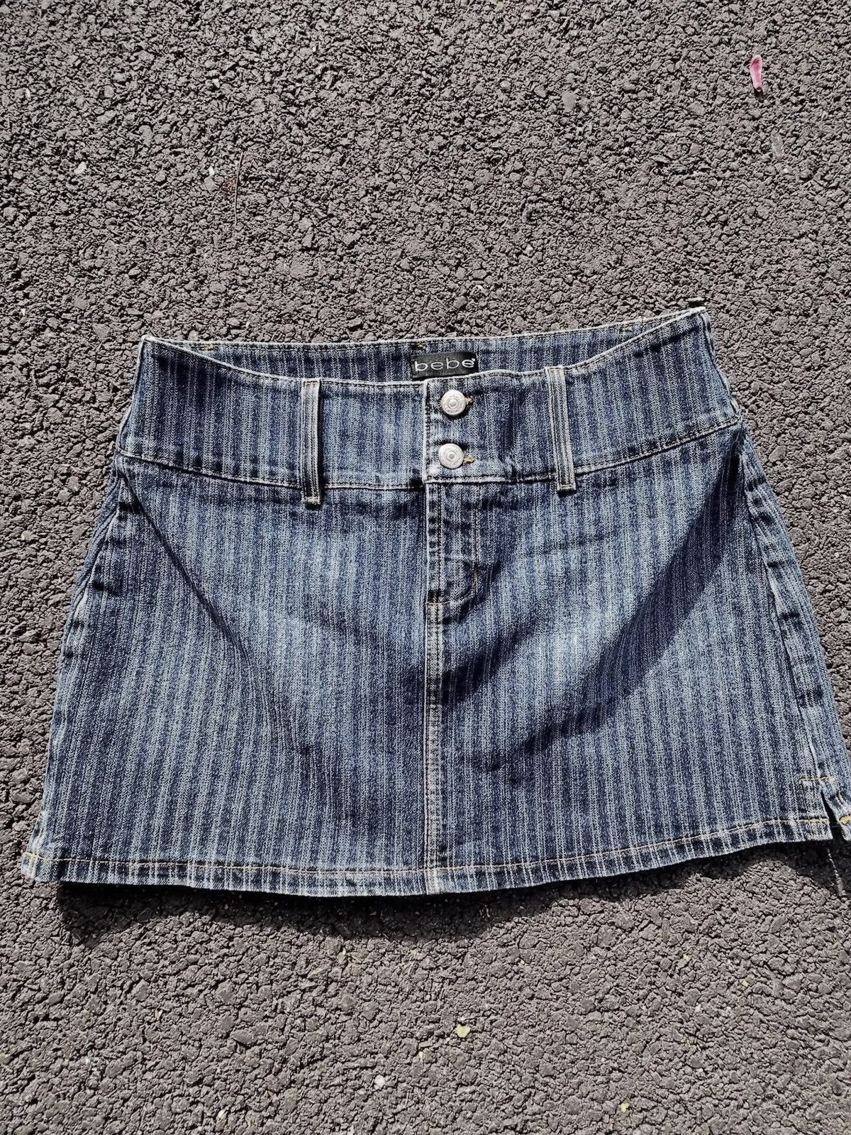 Bebe Y2k bebe mini skirt Size 28" / US 6 / IT 42 - 2 Thumbnail