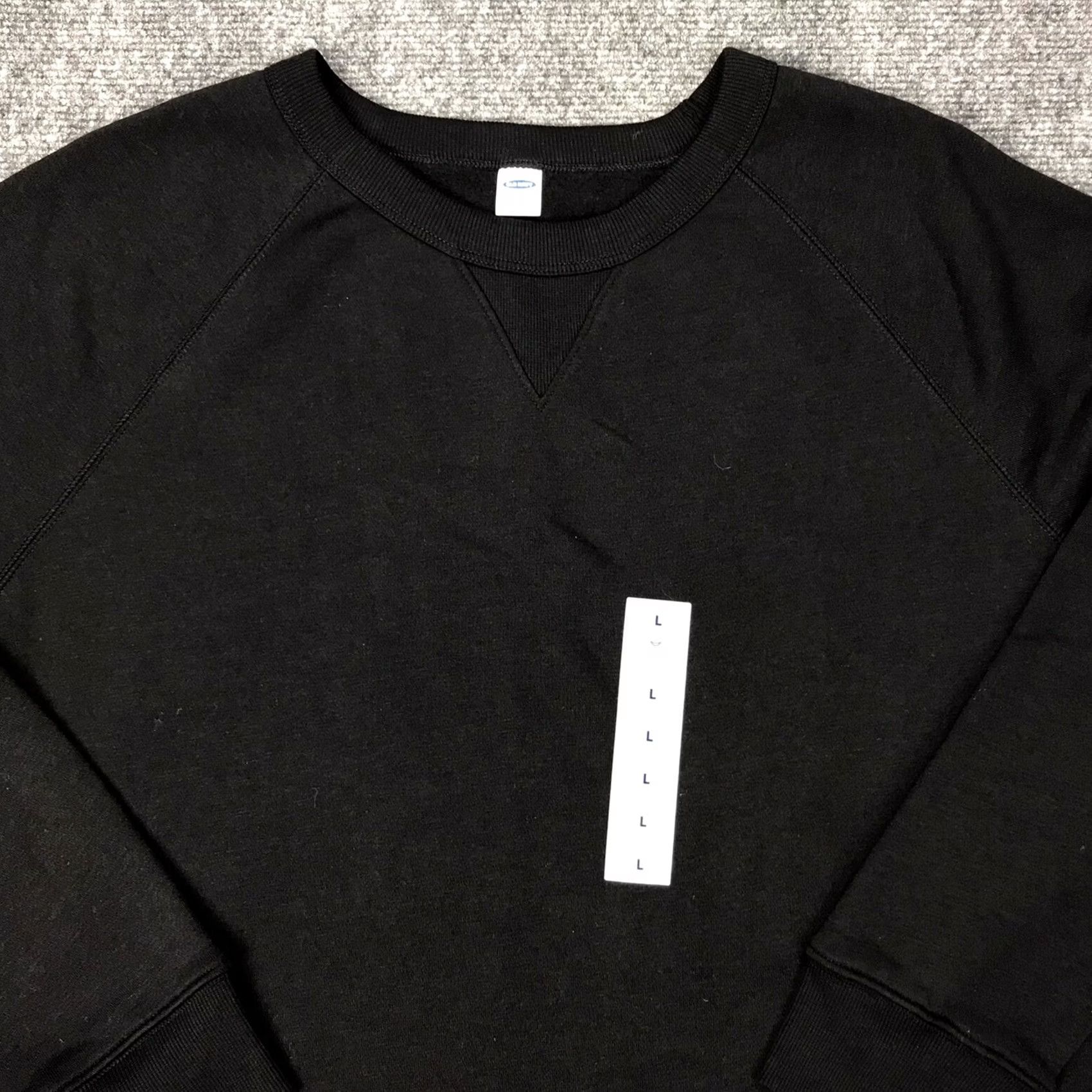 Old Navy VINTAGE NWOT Old Navy Women's Black Crewneck Sweatshirt Large Gusset Style Pullover Size L / US 10 / IT 46 - 4 Thumbnail
