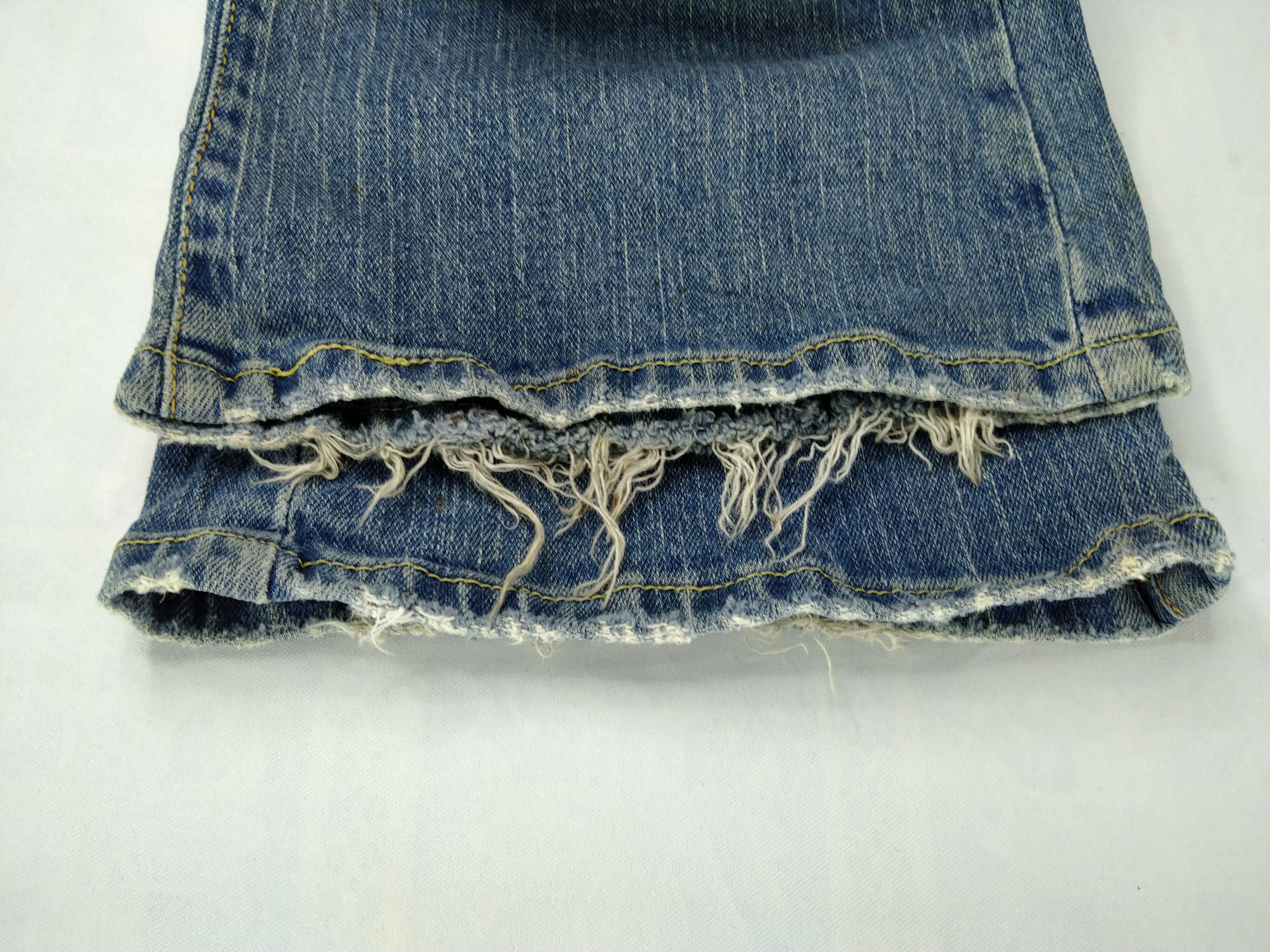 Vintage Blue Vintage Levi's 542 Low Flare Denim 39x31.5 -JN482 Size US 39 - 16 Thumbnail