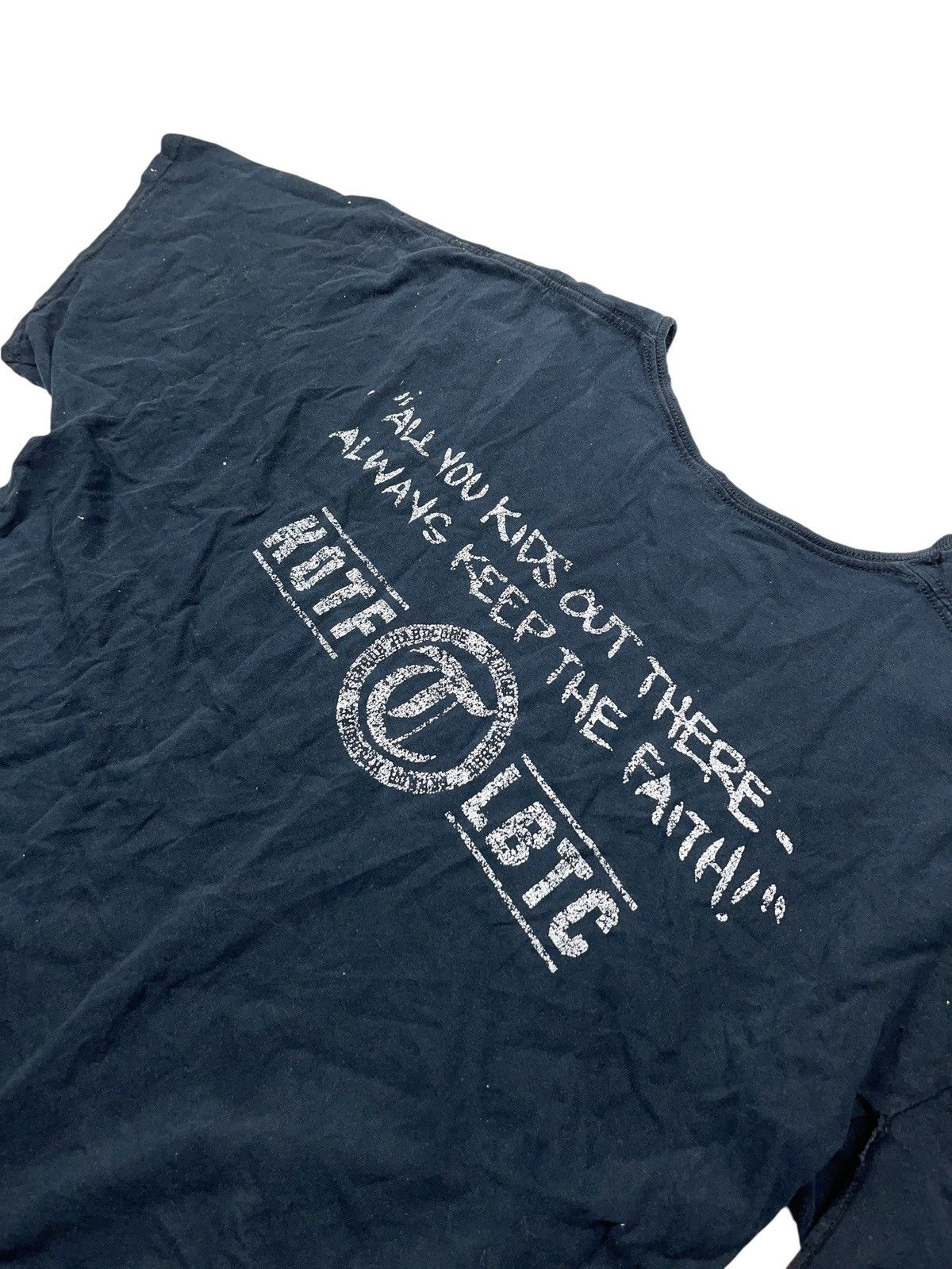 Band Tees × Vintage Vintage 00s Terror Keepers of the Faith Distressed T-shirt Size US XL / EU 56 / 4 - 9 Thumbnail