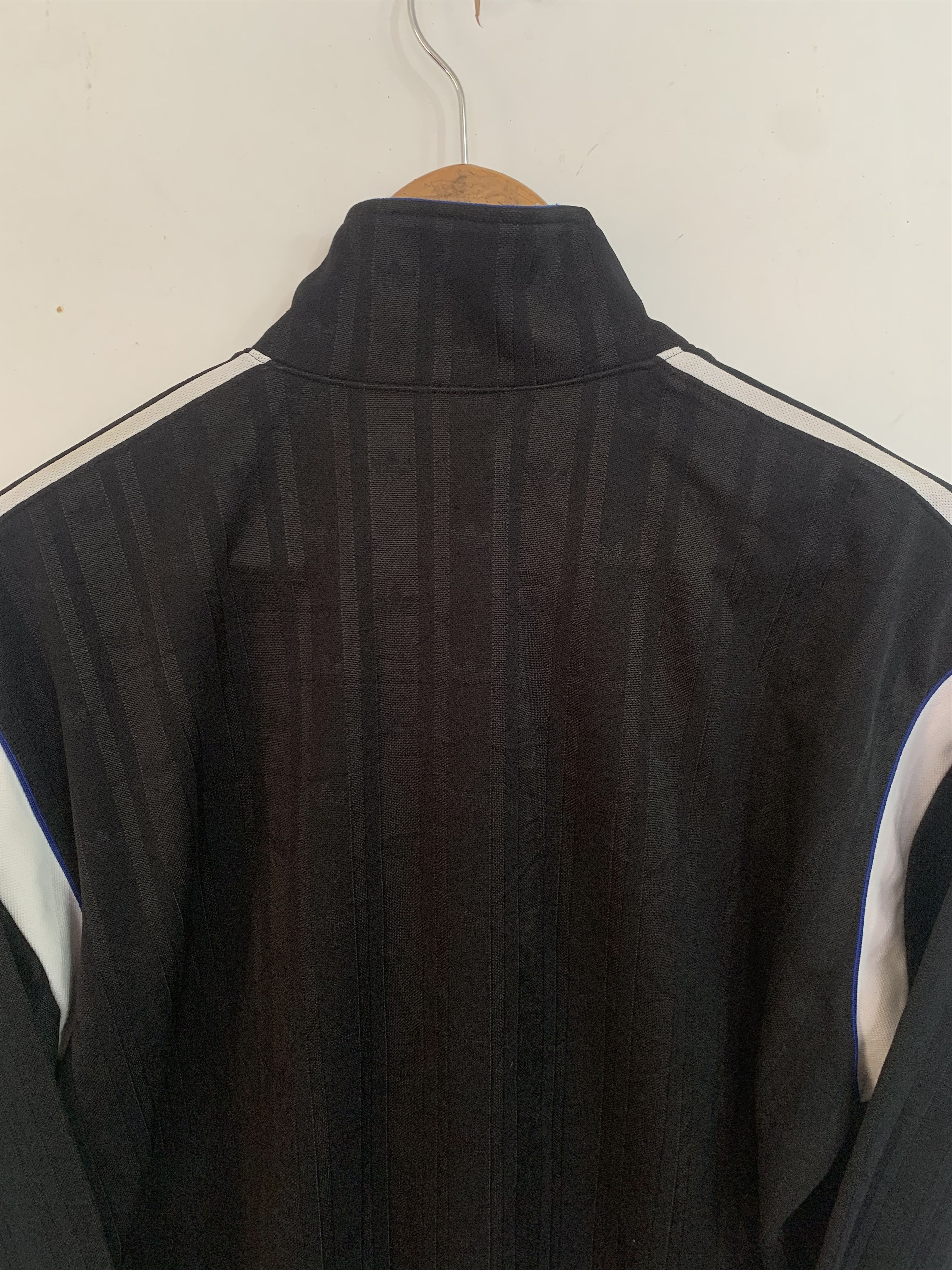 Adidas Adidas Vintage Sweater 90s Design Rare Large Size US L / EU 52-54 / 3 - 4 Thumbnail