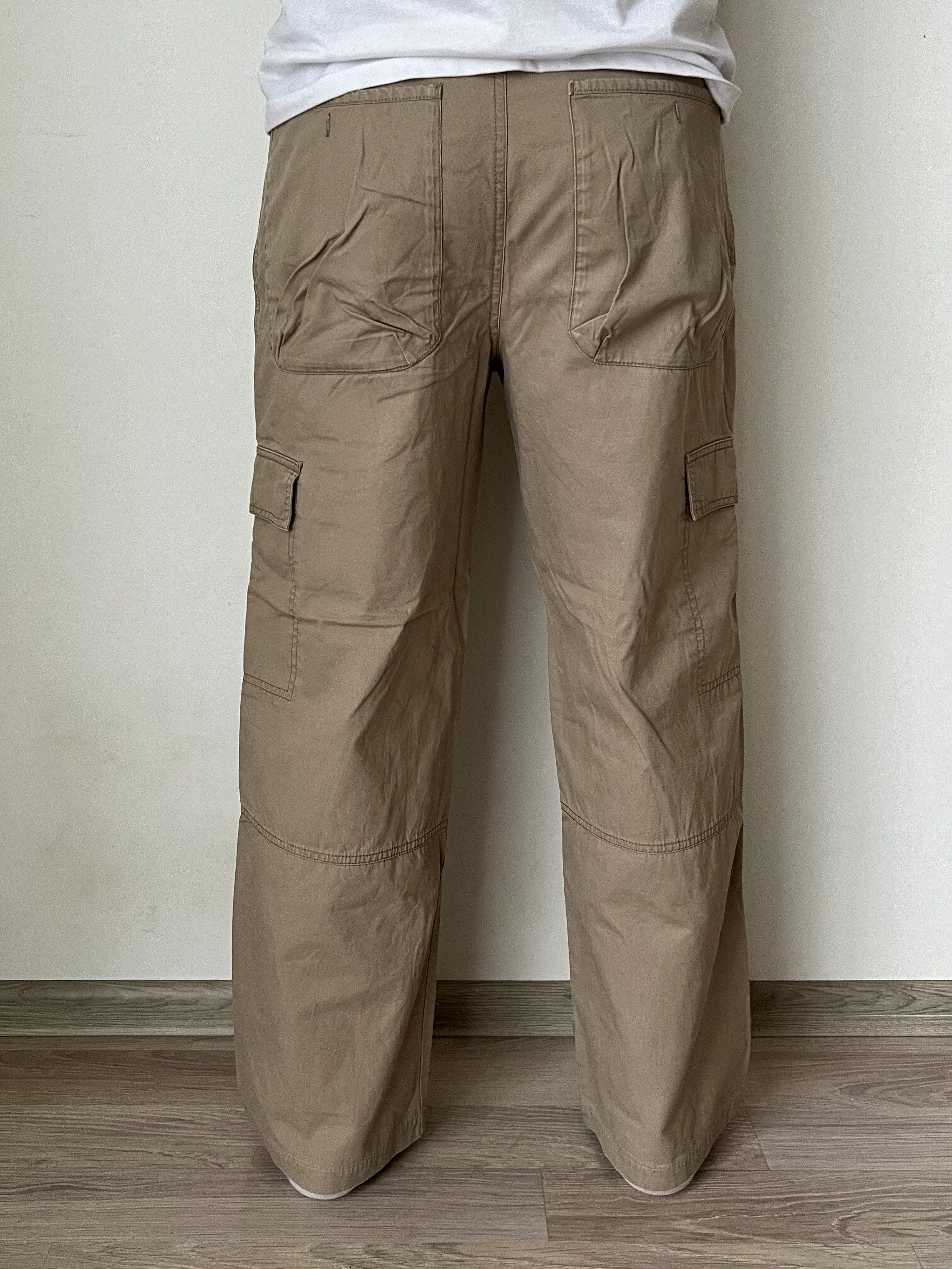 Nike NIKE VINTAGE CARGO MULTI POCKET PANTS EMBRIOREDED LOGO Size US 32 / EU 48 - 4 Thumbnail