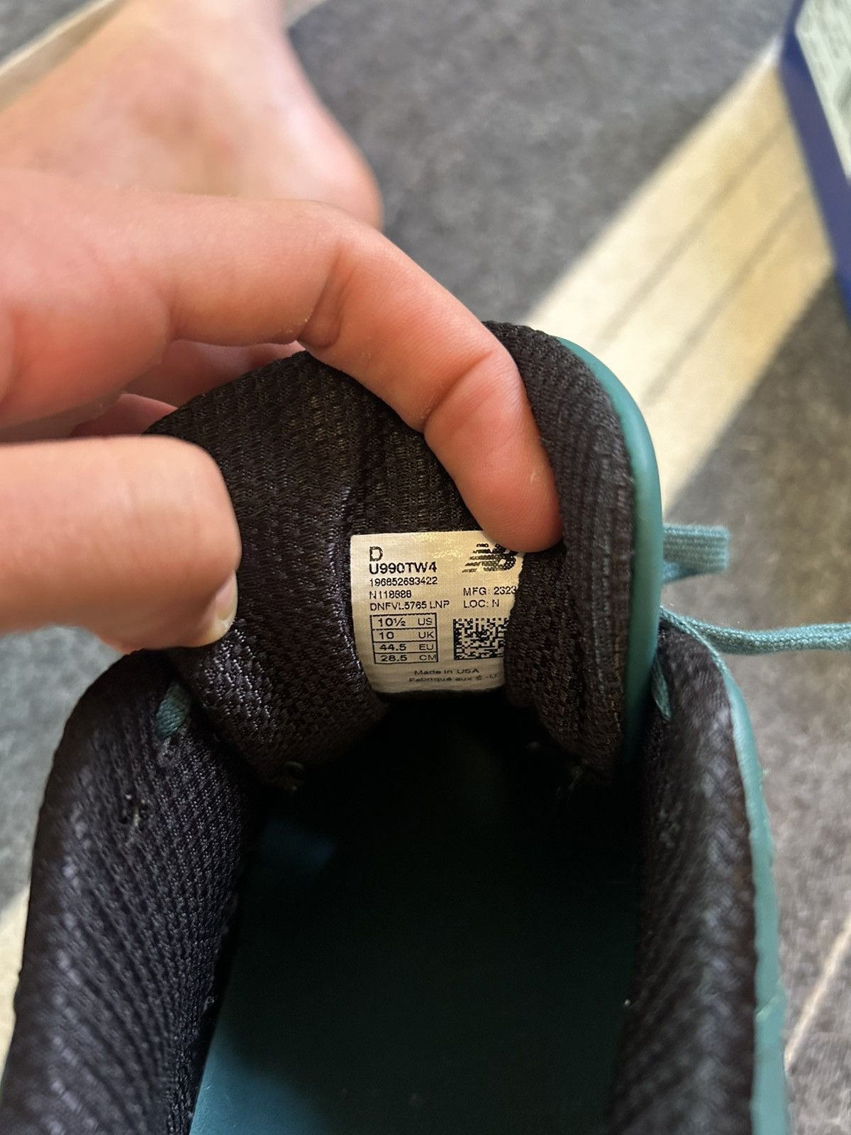 New Balance New balance 990v4 MIUSA Size US 10.5 / EU 43-44 - 6 Thumbnail