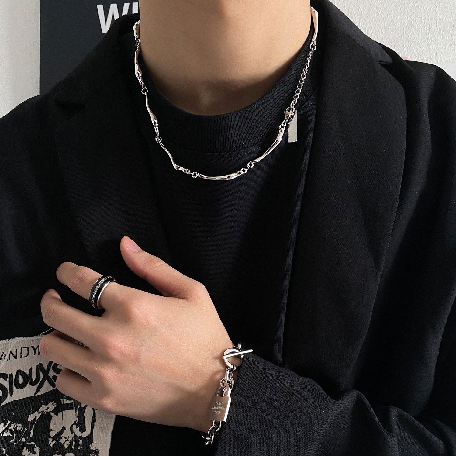 Other Future STEAL! Y2K Chains Necklace Chain Size ONE SIZE - 1 Thumbnail