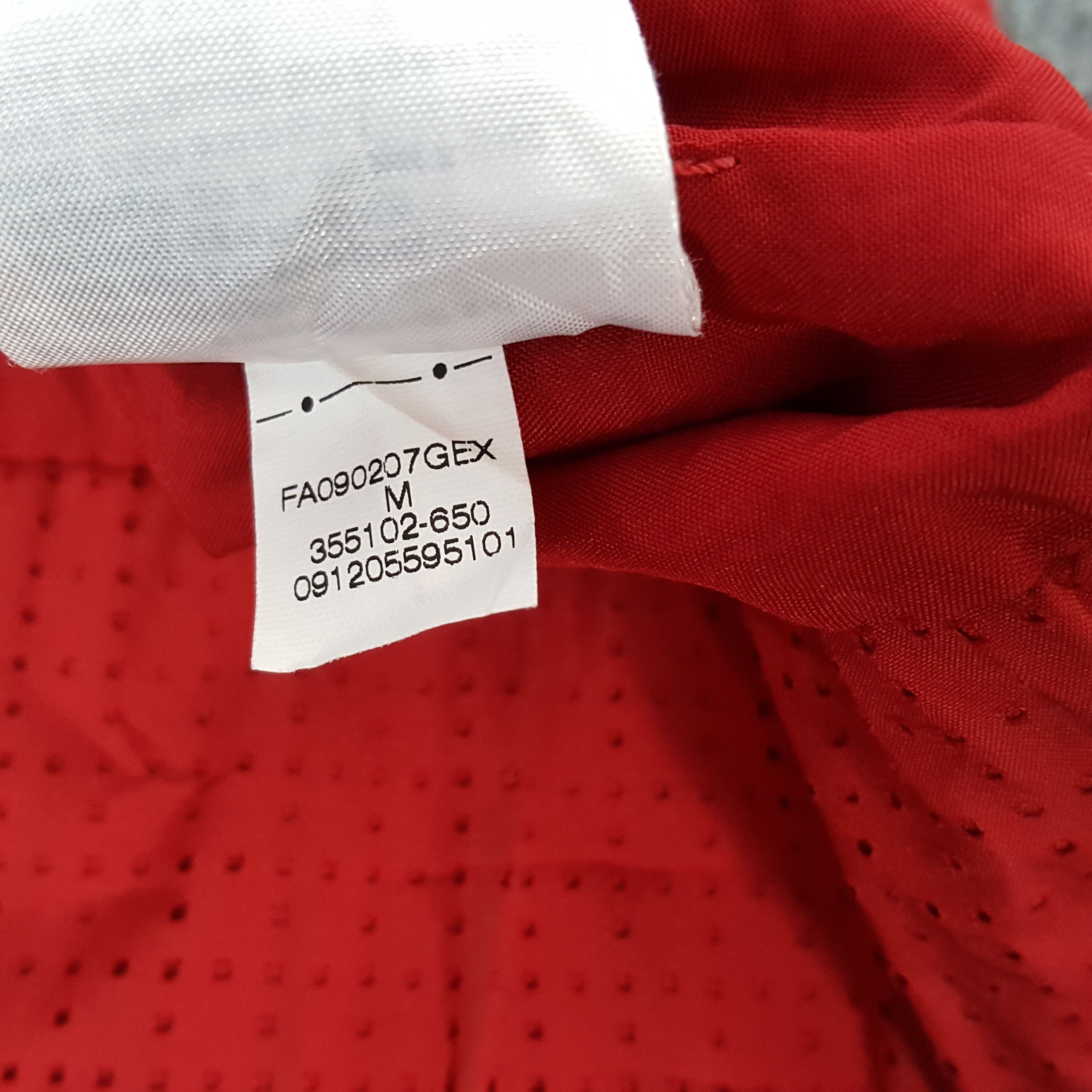 Nike × Vintage Nike X Manchester United Sportwear Jacket Size US S / EU 44-46 / 1 - 12 Thumbnail