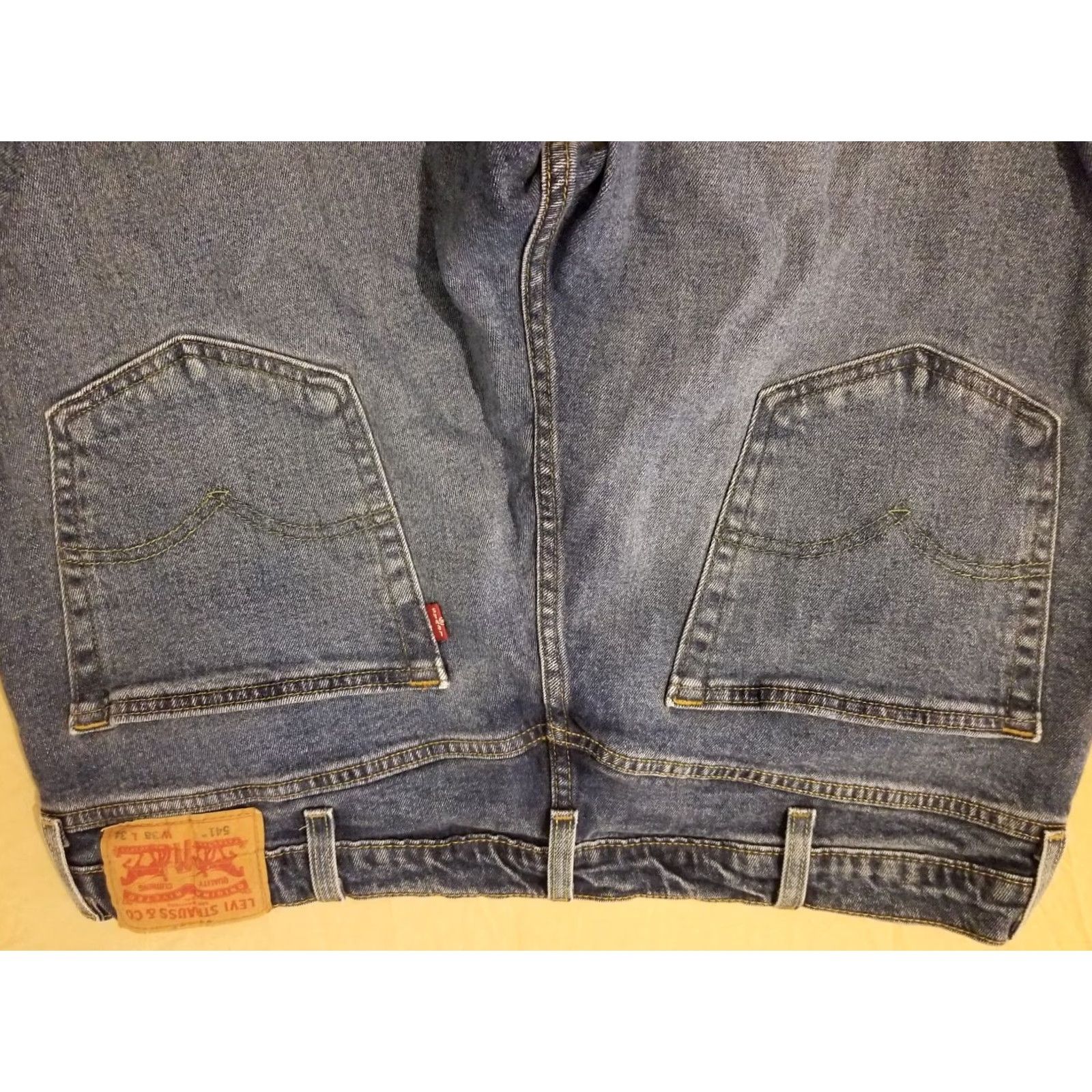 Levi's VINTAGE Levis 541 Jeans 38x34 Athletic Straight Denim Mens Jeans Blue 541 Levi's 38x34 Mens Size US 38 / EU 54 - 2 Thumbnail