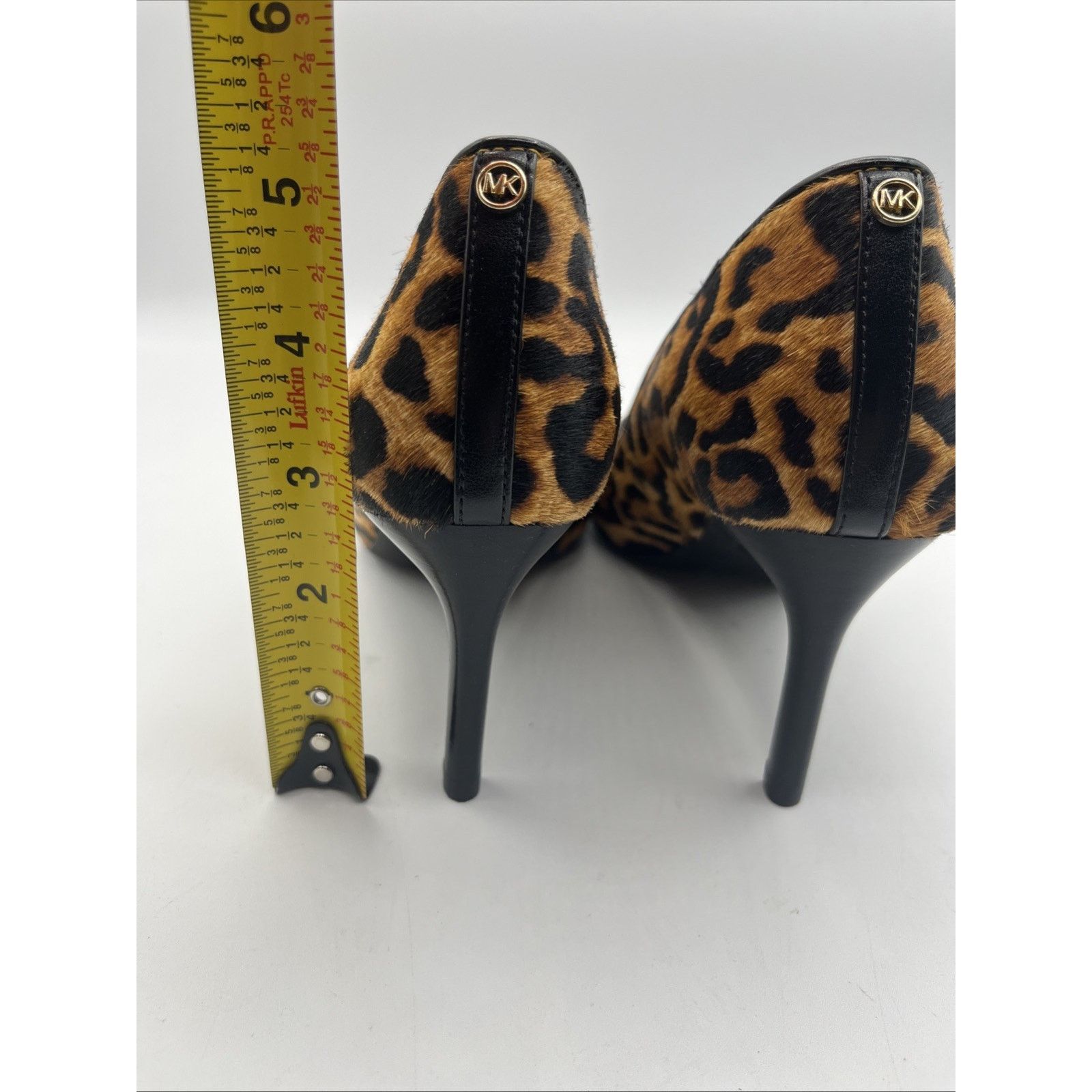 Michael Kors Michael Kors Alina Flex Pump Cheetah Haircalf 6.5, Pointed Size US 6.5 / IT 36.5 - 12 Thumbnail