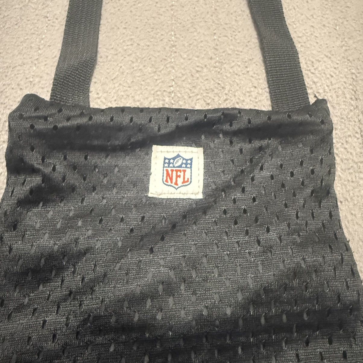 NFL × Sports Specialties Littlearth Jacksonville Jaguars Jersey Game Day Pouch Bag Size ONE SIZE - 4 Thumbnail