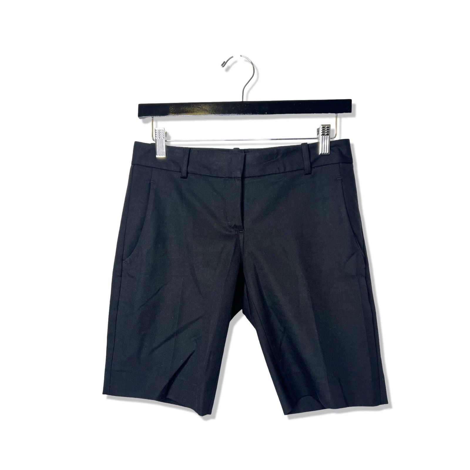 Theory Theory Black Bermuda Short, Size 0 Size 25" / US 0 / IT 36 - 1 Thumbnail